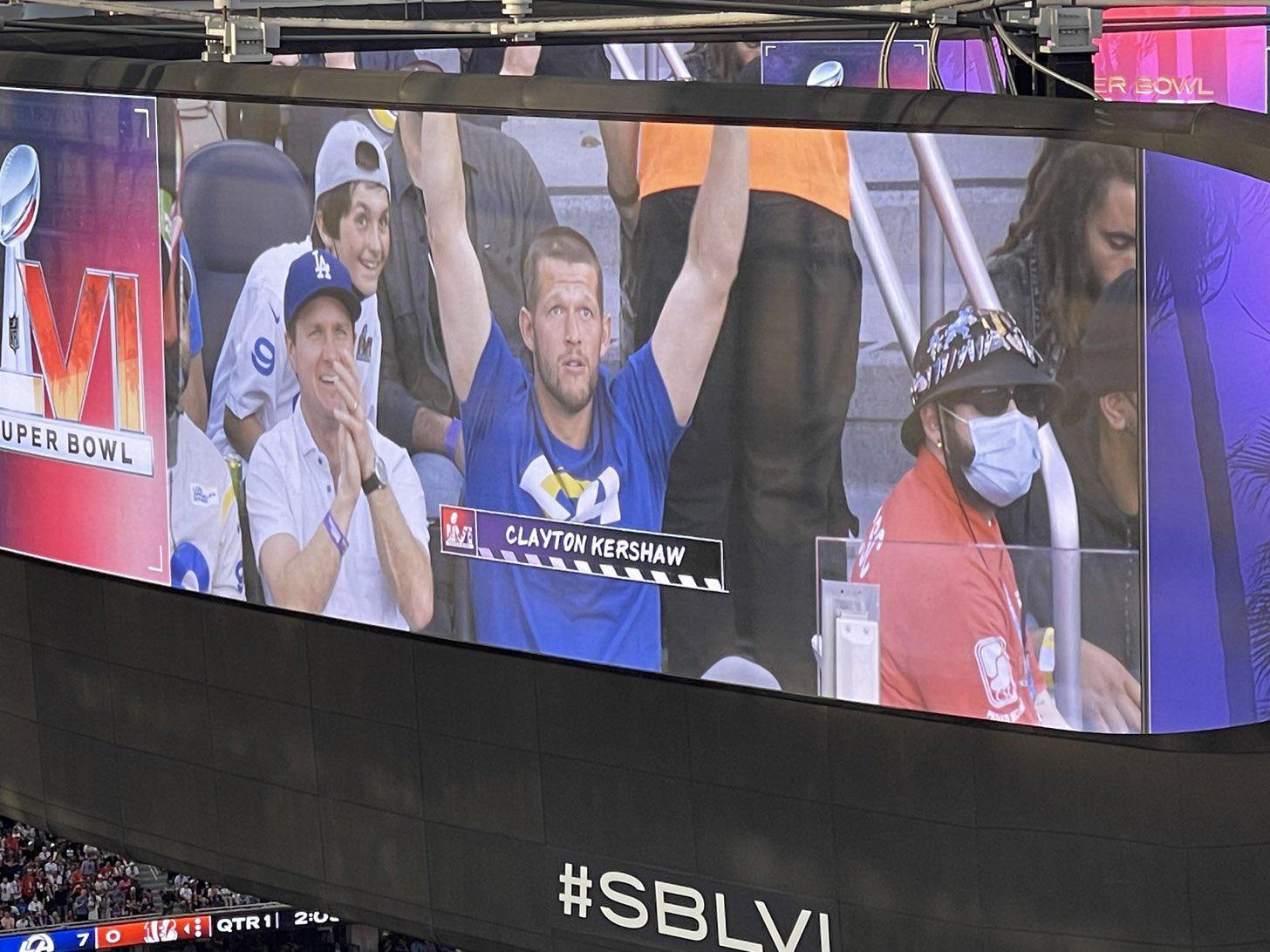 $!El Super Bowl LVI reúne a estrellas del deporte en el SoFi Stadium