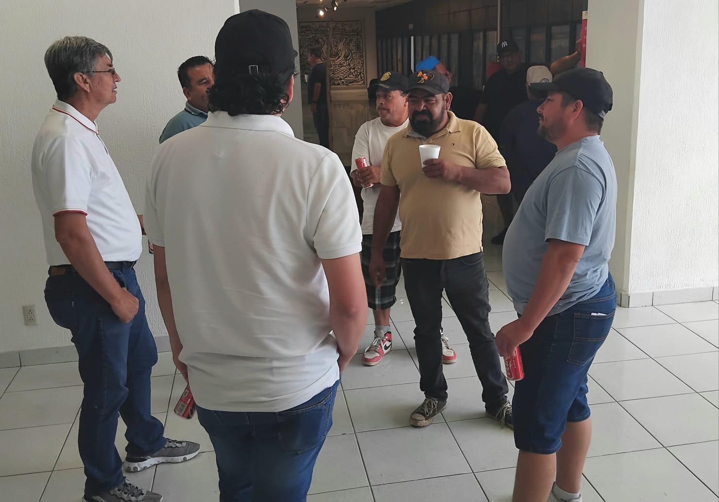 $!Productores de camarón piden apoyo al Comisionado Nacional de Pesca para fortalecerse