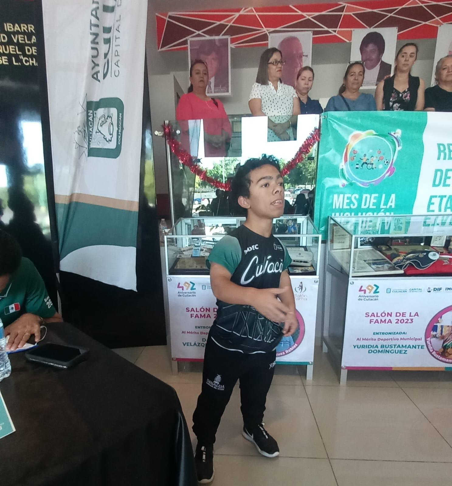 $!Reconocen a deportistas paralímpicos en el Mes de la Inclusión
