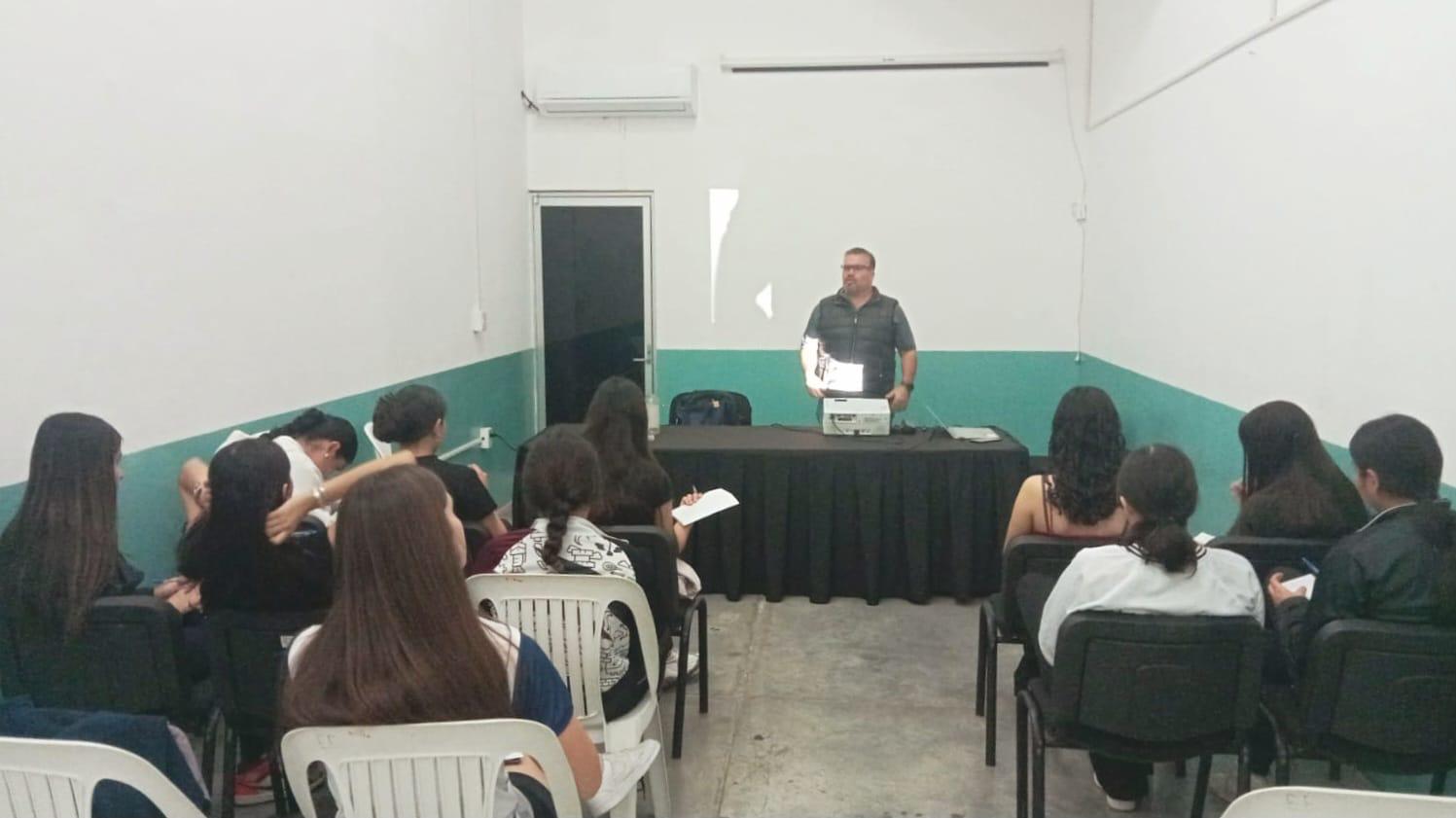 $!Con mentalidad ganadora, encararán voleibolistas de Mazatlán la etapa estatal