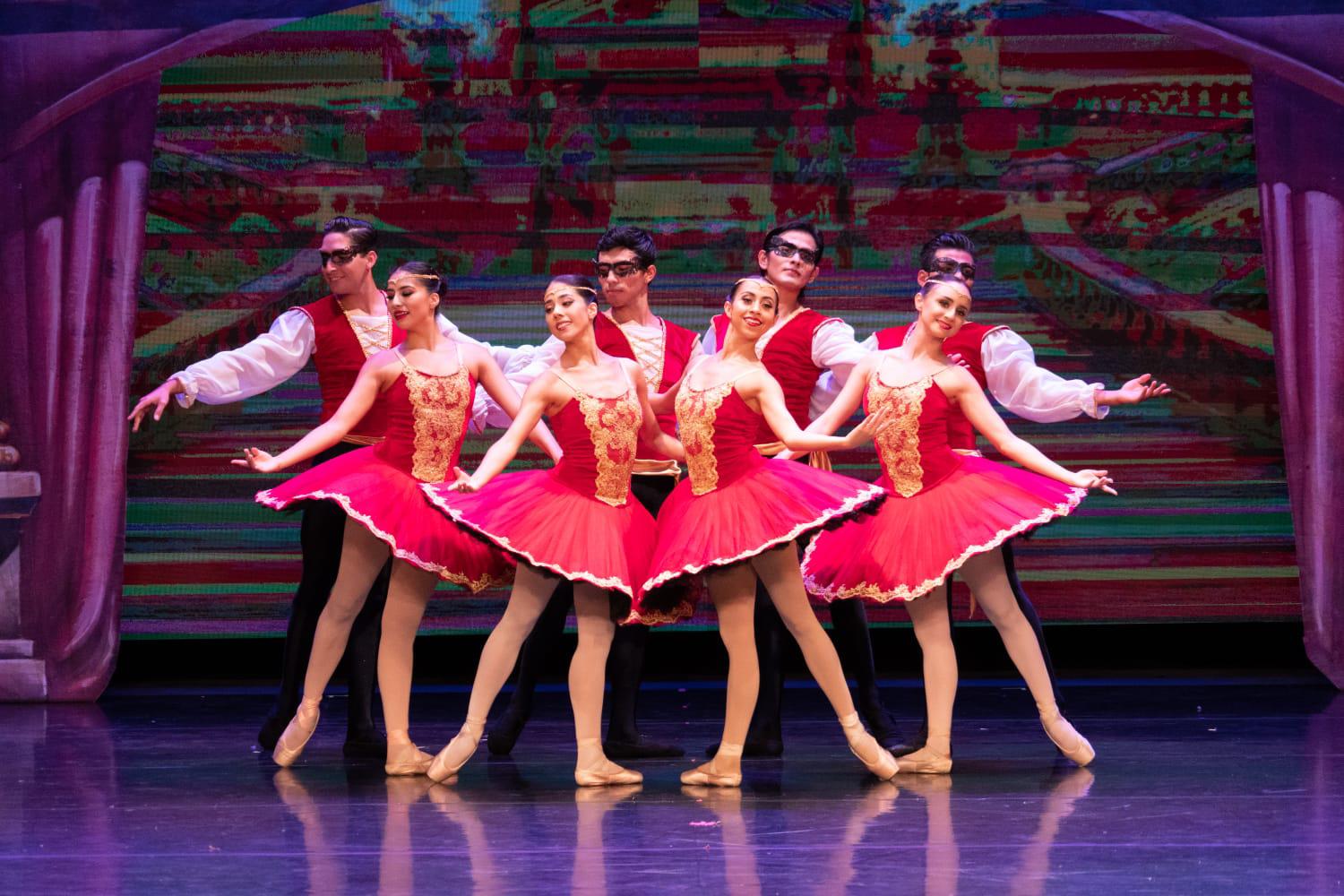 $!La Compañía de Ballet de Mazatlán ofrece gala por su décimo aniversario