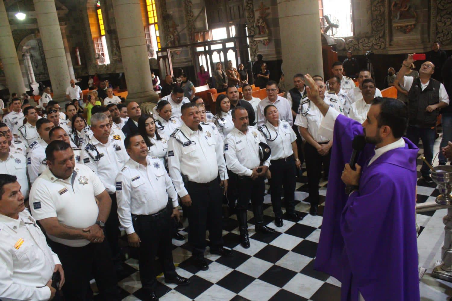 $!Piden a Dios sabiduría y entendimiento a elementos de Tránsito