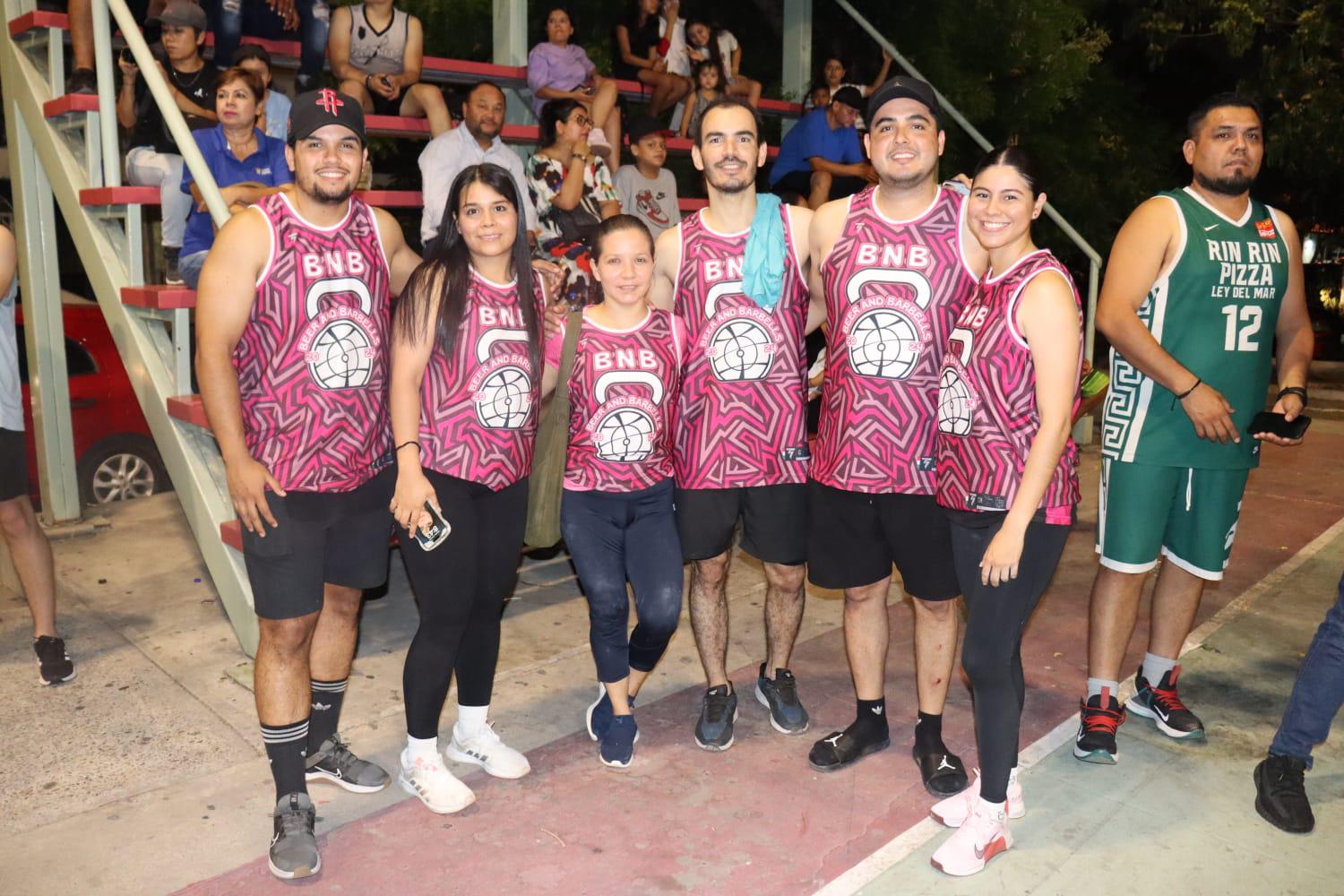$!Con fiesta inauguran Torneo Wolves en Casa Hogar