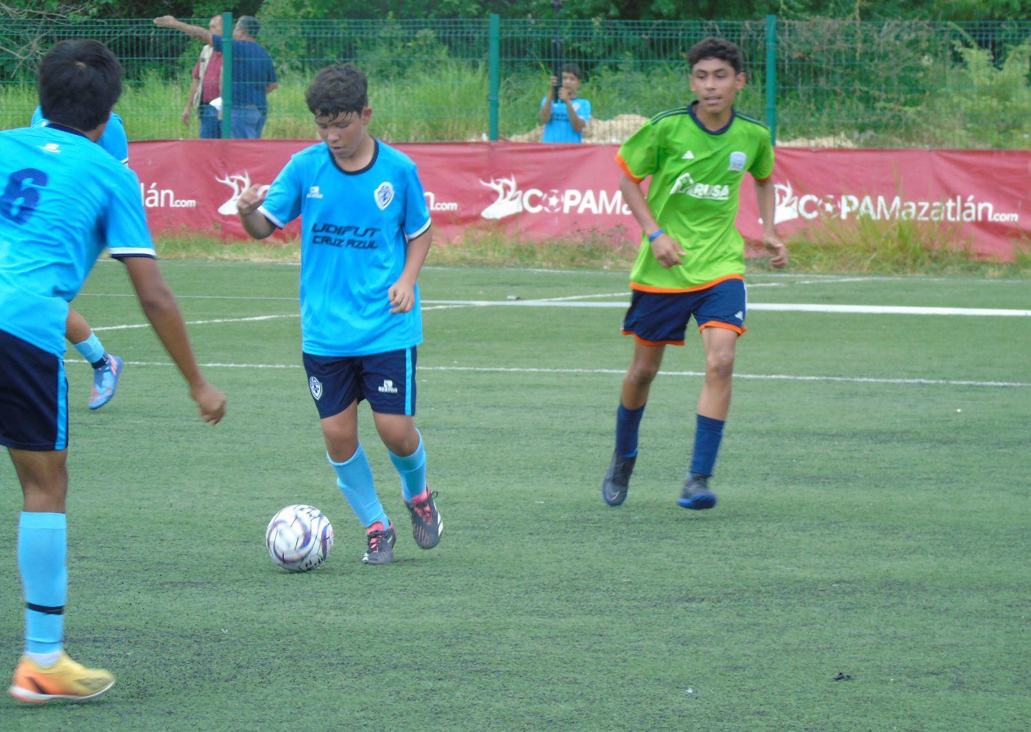 $!Udifut califica invicto en Copa Mazatlán