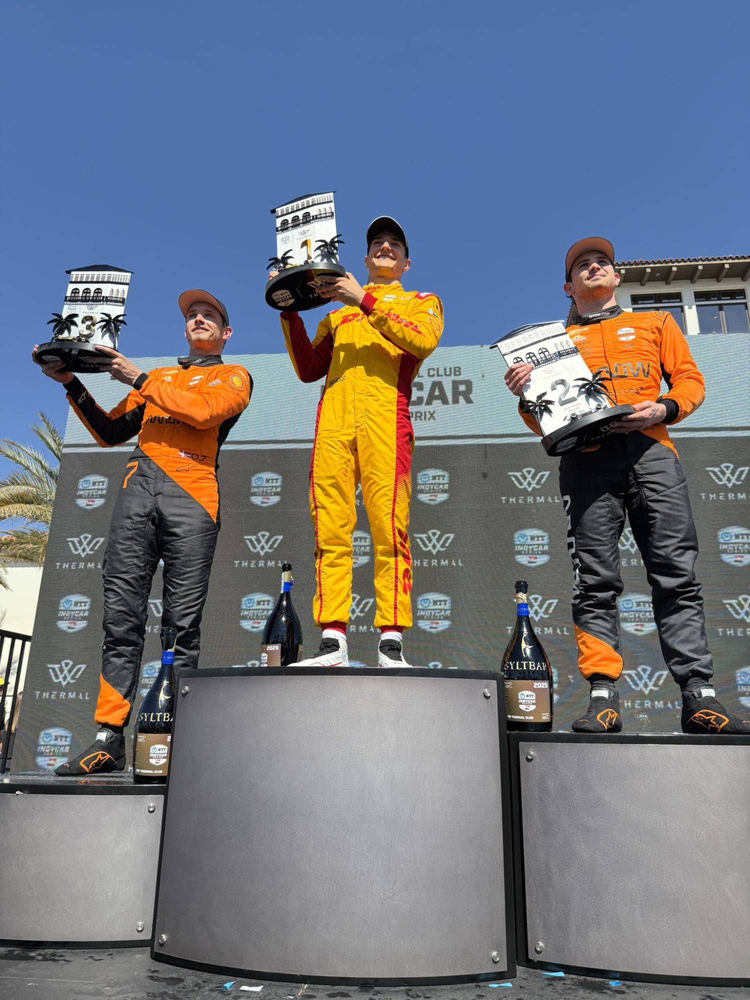 $!Pato O'Ward se queda cerca del triunfo en IndyCar en Thermal