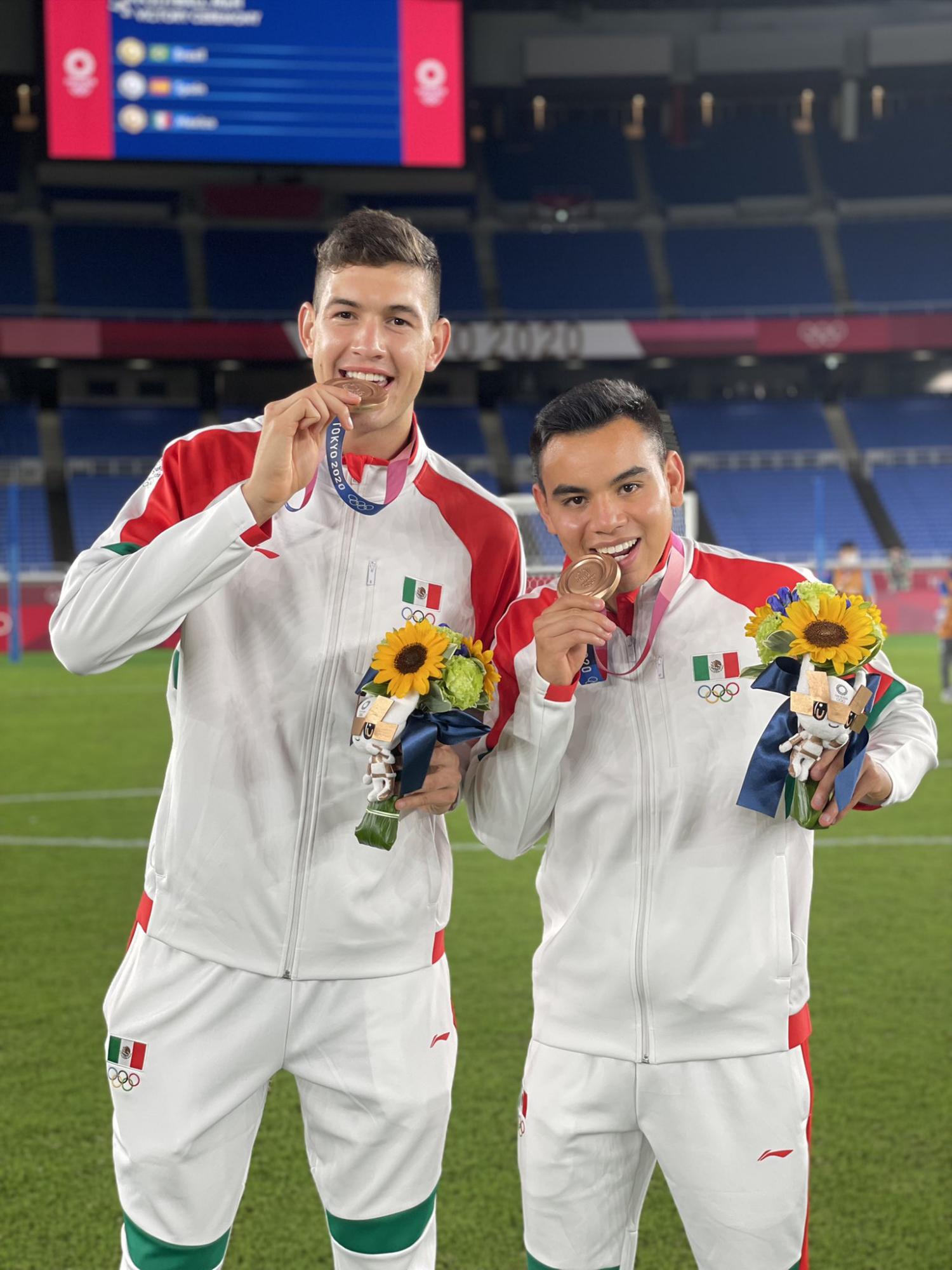 $!Sinaloenses y México reciben su medalla de bronce del futbol varonil en Tokio 2020
