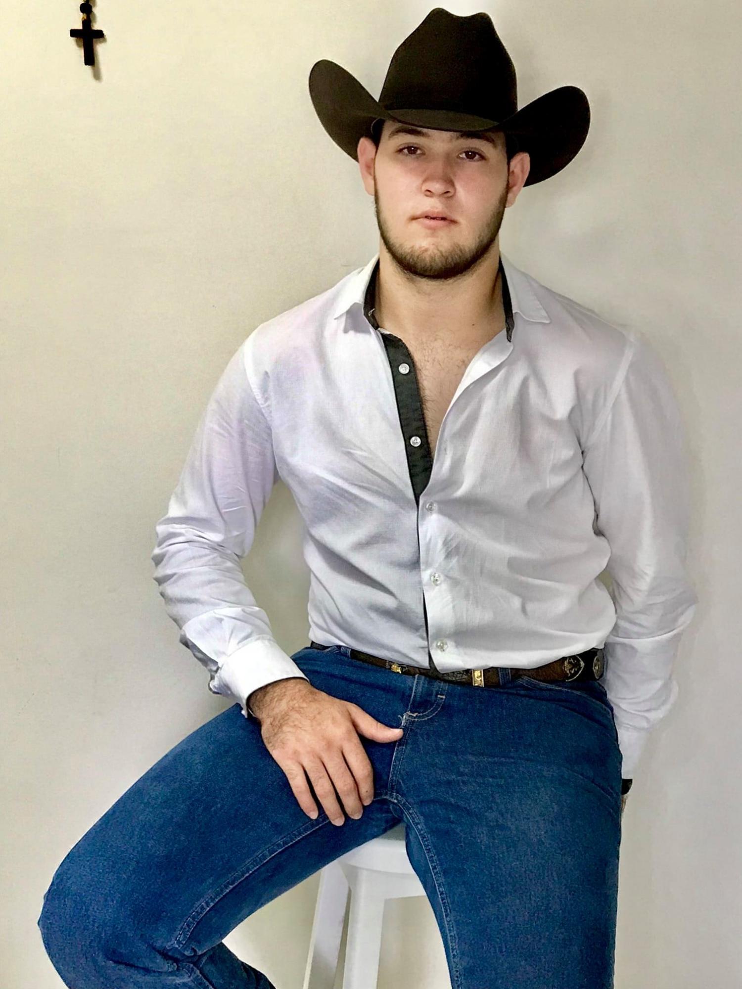 $!Tony Elizondo es el nuevo integrante y voz de Calibre 50
