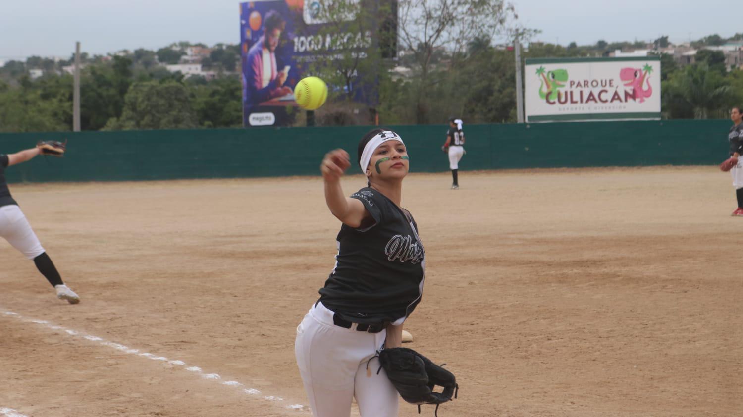 $!Softbolistas de Mazatlán se cuelgan el oro en la Juvenil Menor Femenil