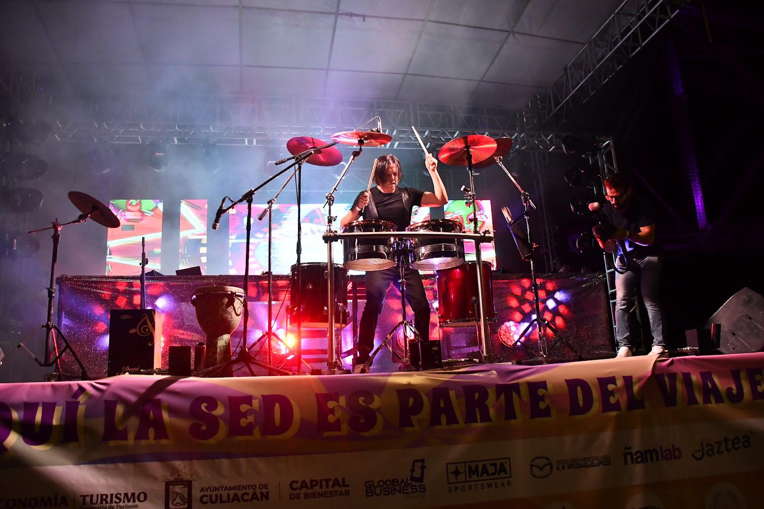 $!El percusionista Daniel Borrego también se presentó en el Brewchella 2025.