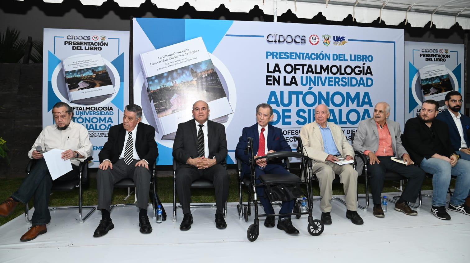 $!Presentan libro sobre el desarrollo de la Oftalmología en México y en Sinaloa