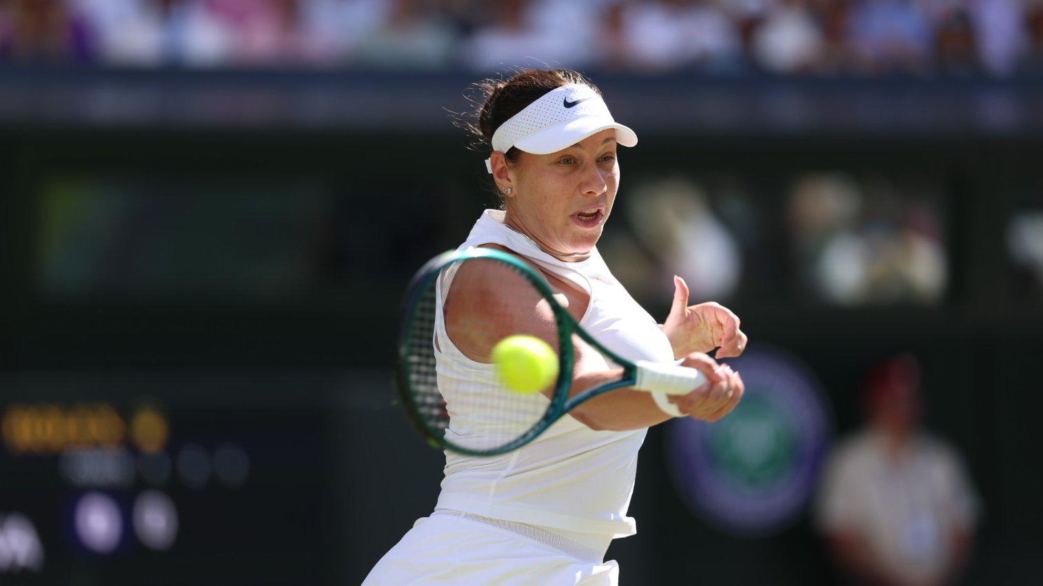 $!Swiatek arrasa en Wimbledon: doble 6-0 a Anisimova y primer título sobre césped