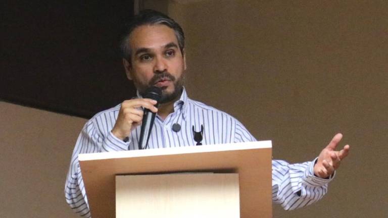 El Diputado local Sergio Mario Arredondo advierte de la estrategia que pretenden autoridades de la UAS en la resolución de sus procesos judiciales.