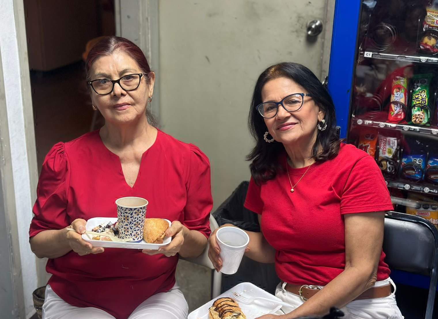 $!Tere Ávila y Beatriz Quintero.