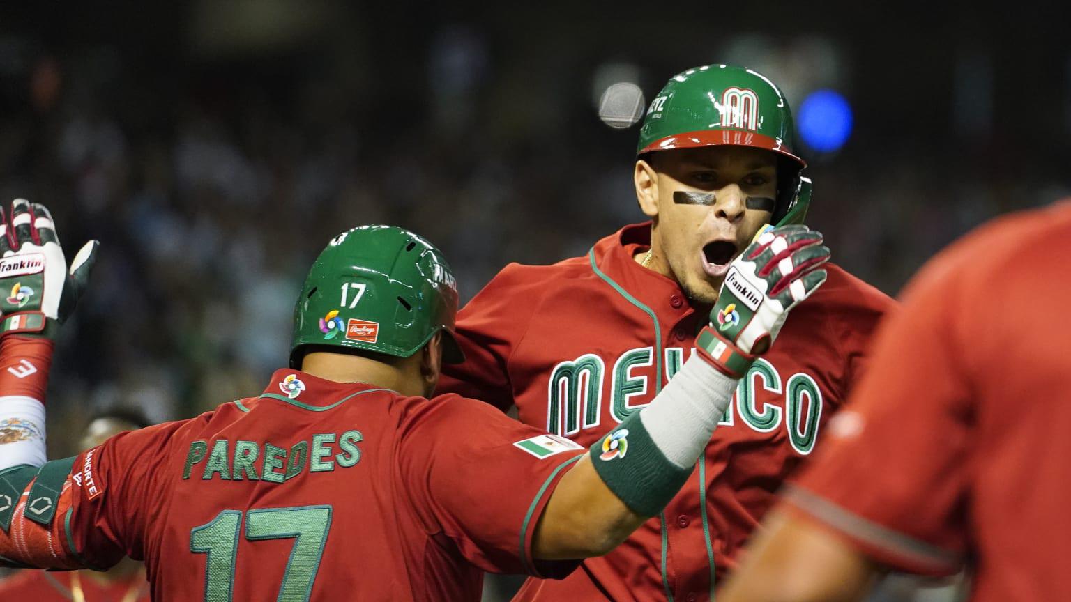 $!A puros palos, Joey Meneses se adueña del Grupo C