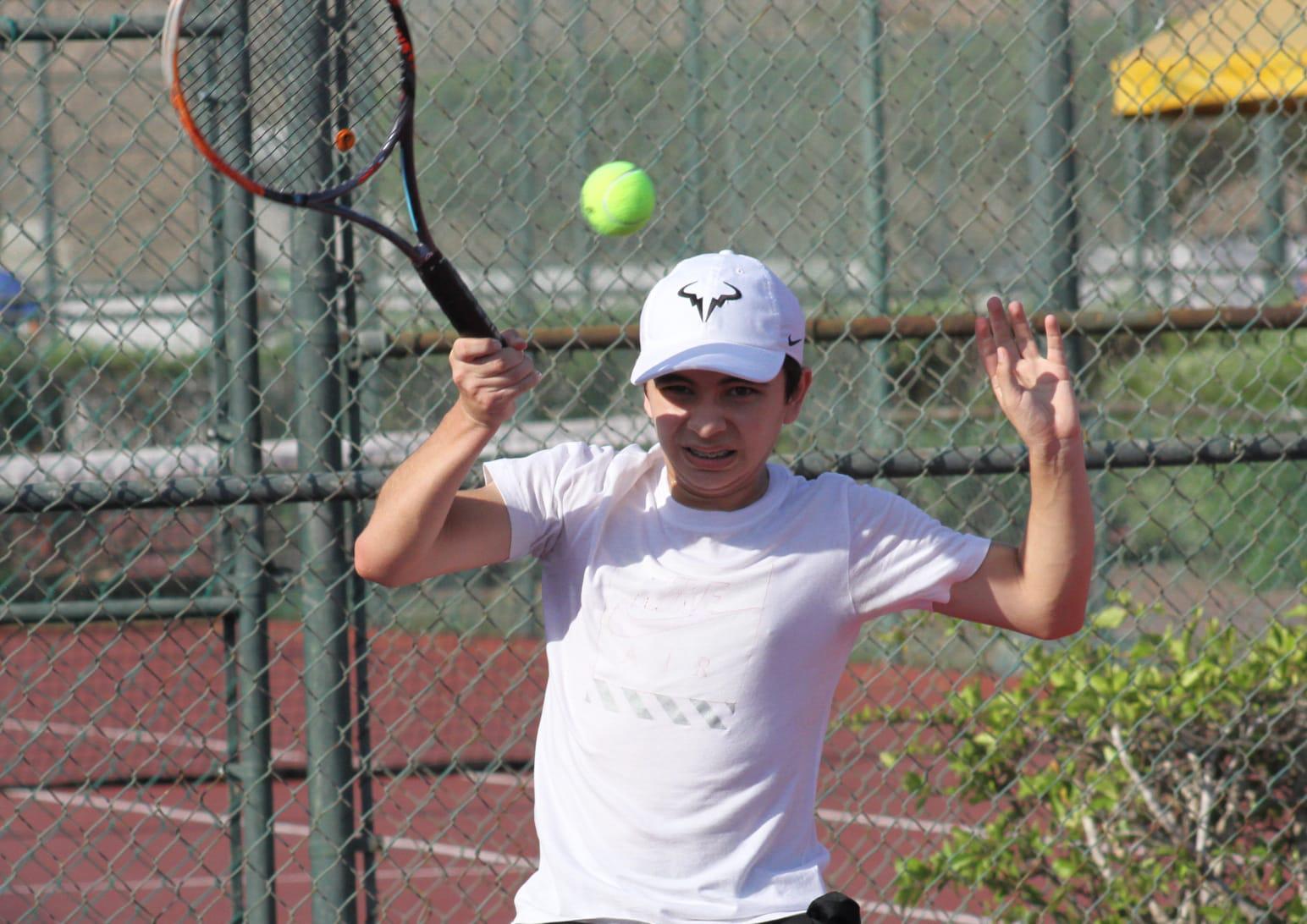 $!Jesús Bojórquez arranca con pie derecho en Torneo de Tenis Britania Family Cup 2021