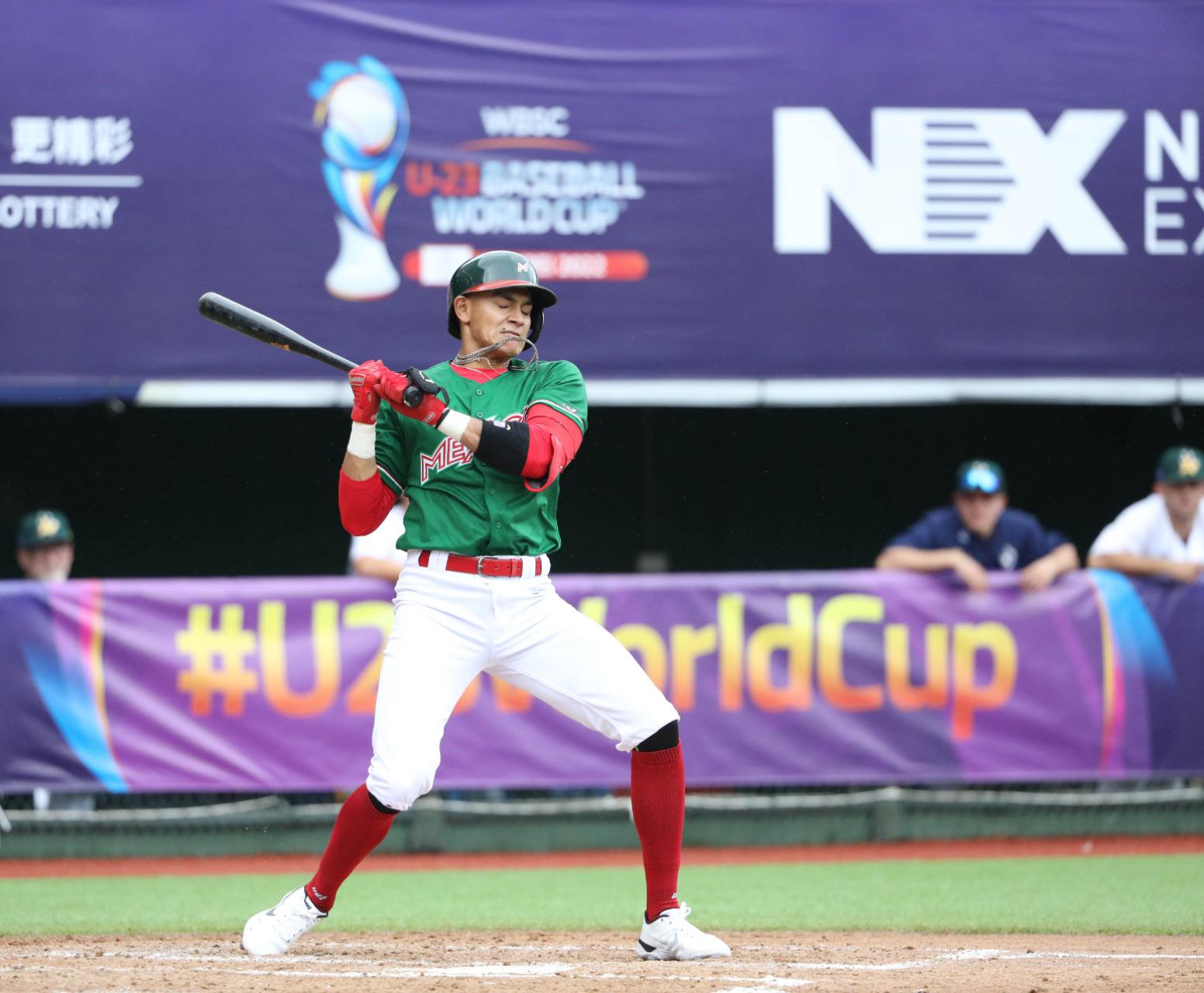 $!Sinaloense Manuel Castro debuta con triunfo en Mundial de Beisbol U23