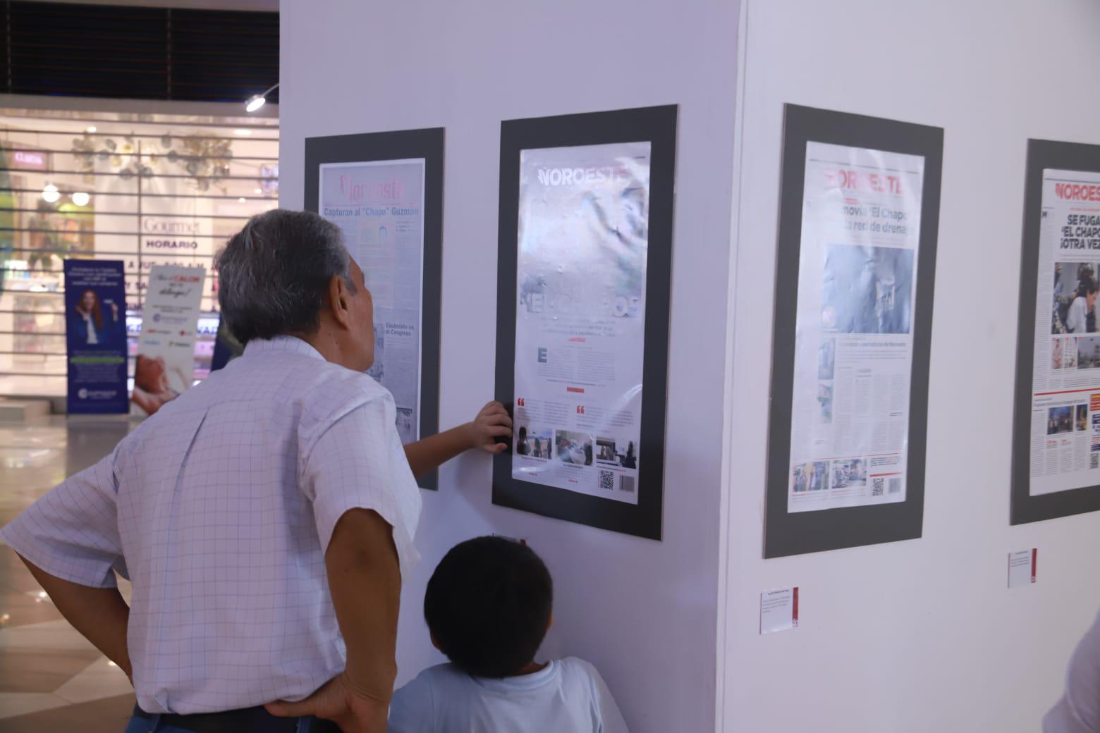$!Exposición de portadas históricas de Datemex genera interés en Mazatlán