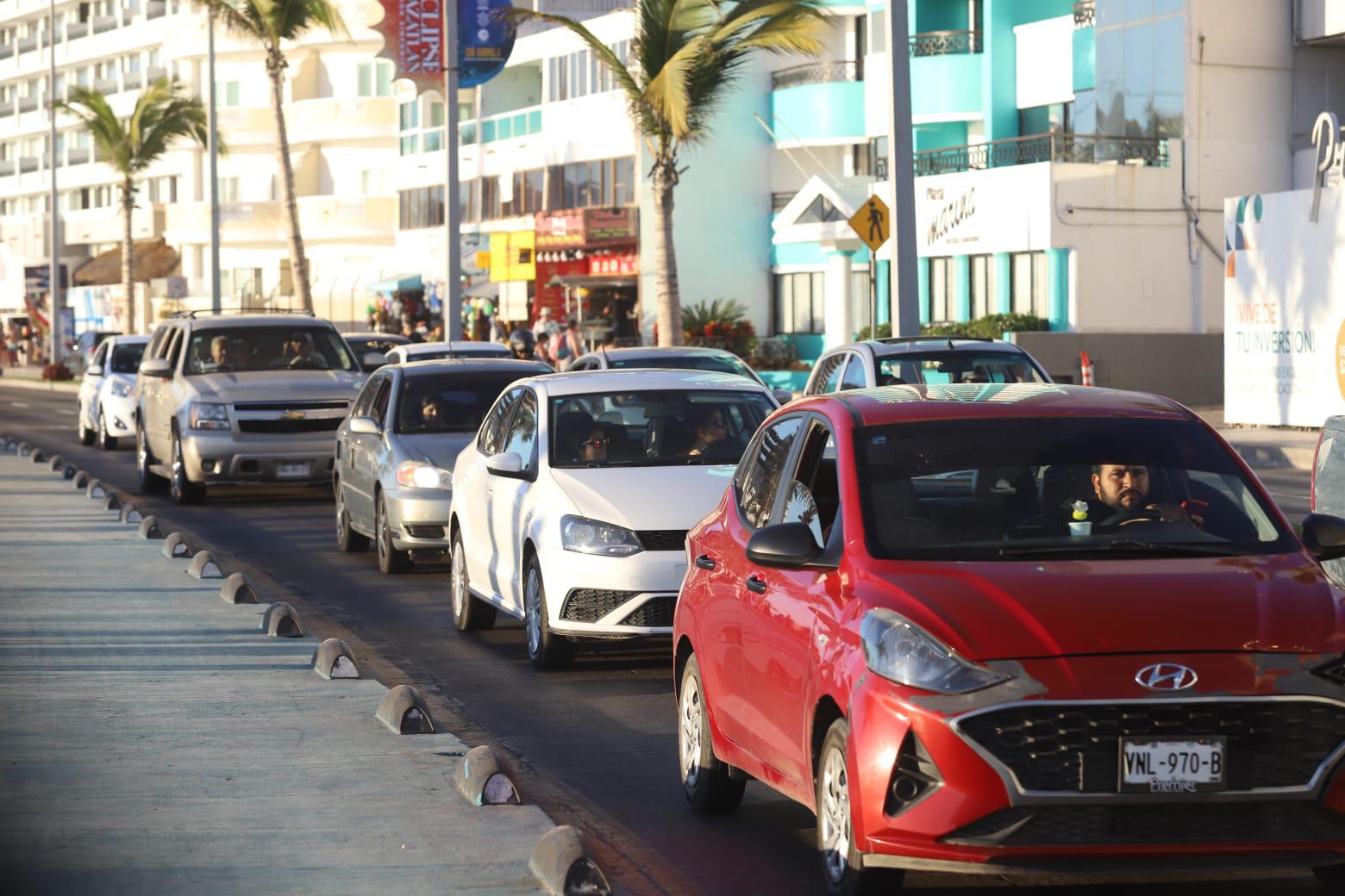 $!Esperan 120 mil visitantes a Mazatlán para observación del Eclipse Solar de este lunes