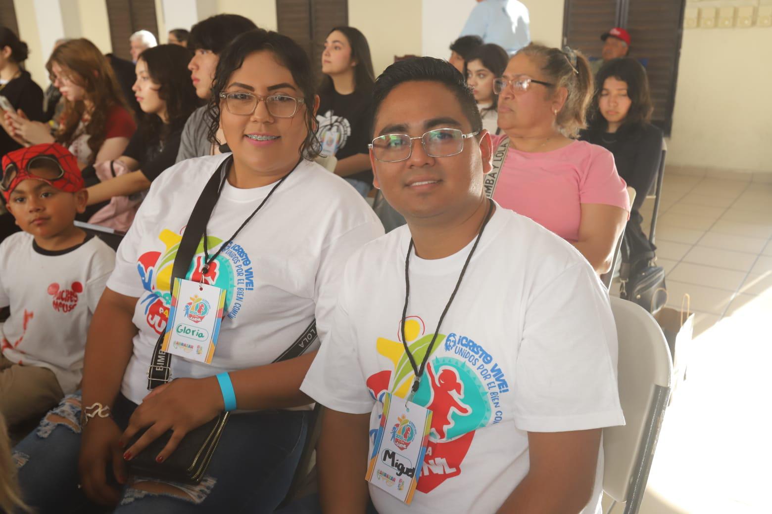 $!Jesús Santiago Martínez, Gloria Sánchez y Miguel Ángel Martínez.