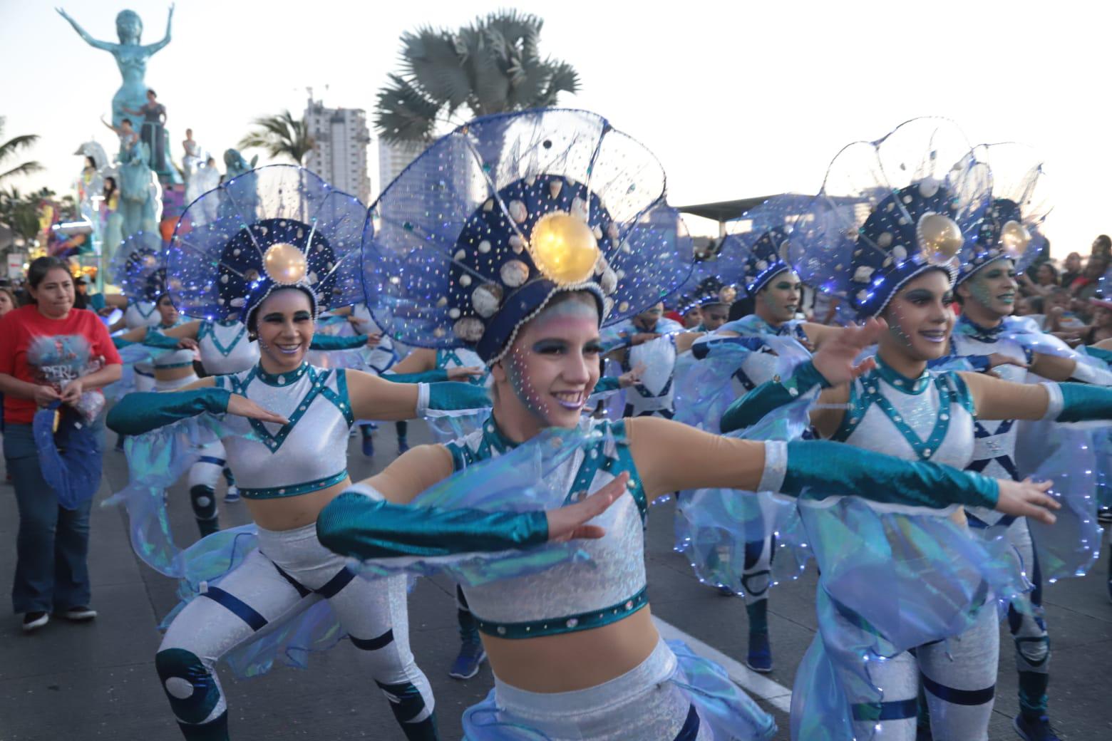 $!Vive Mazatlán la emoción del primer desfile del Carnaval de Mazatlán