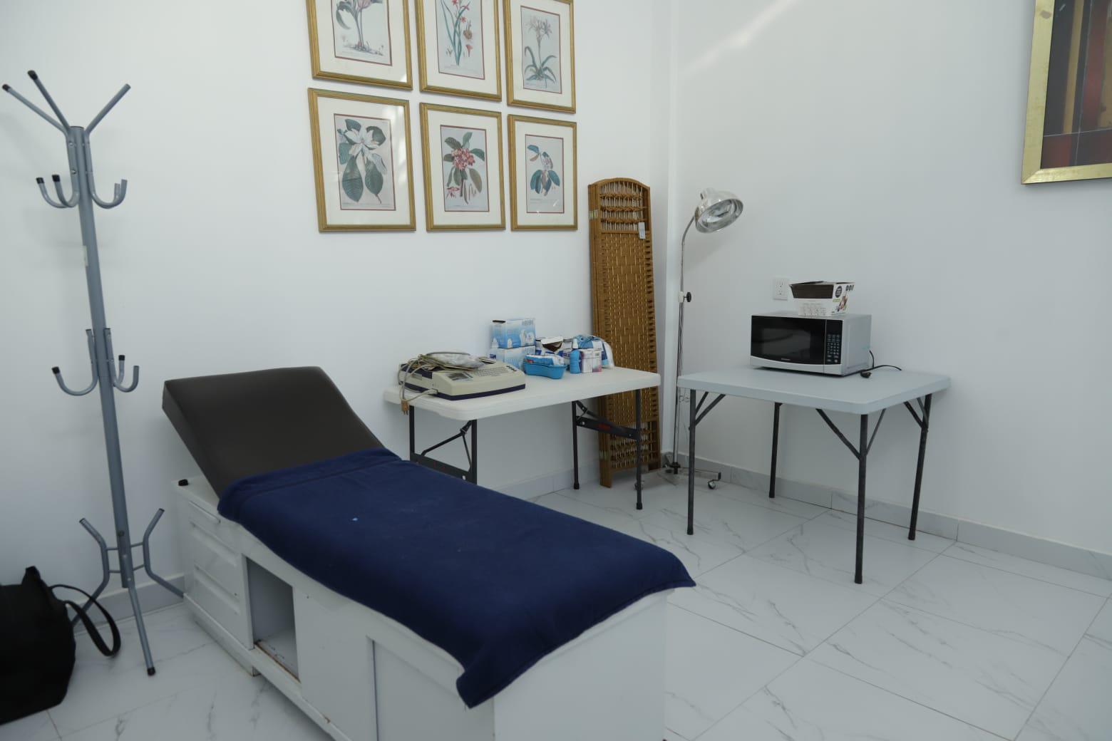 $!Inauguran primera clínica médica y dental en Barrón; tendrá atención gratuita