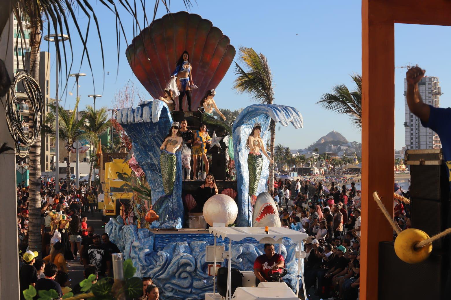 $!Vive Mazatlán la emoción del primer desfile del Carnaval de Mazatlán