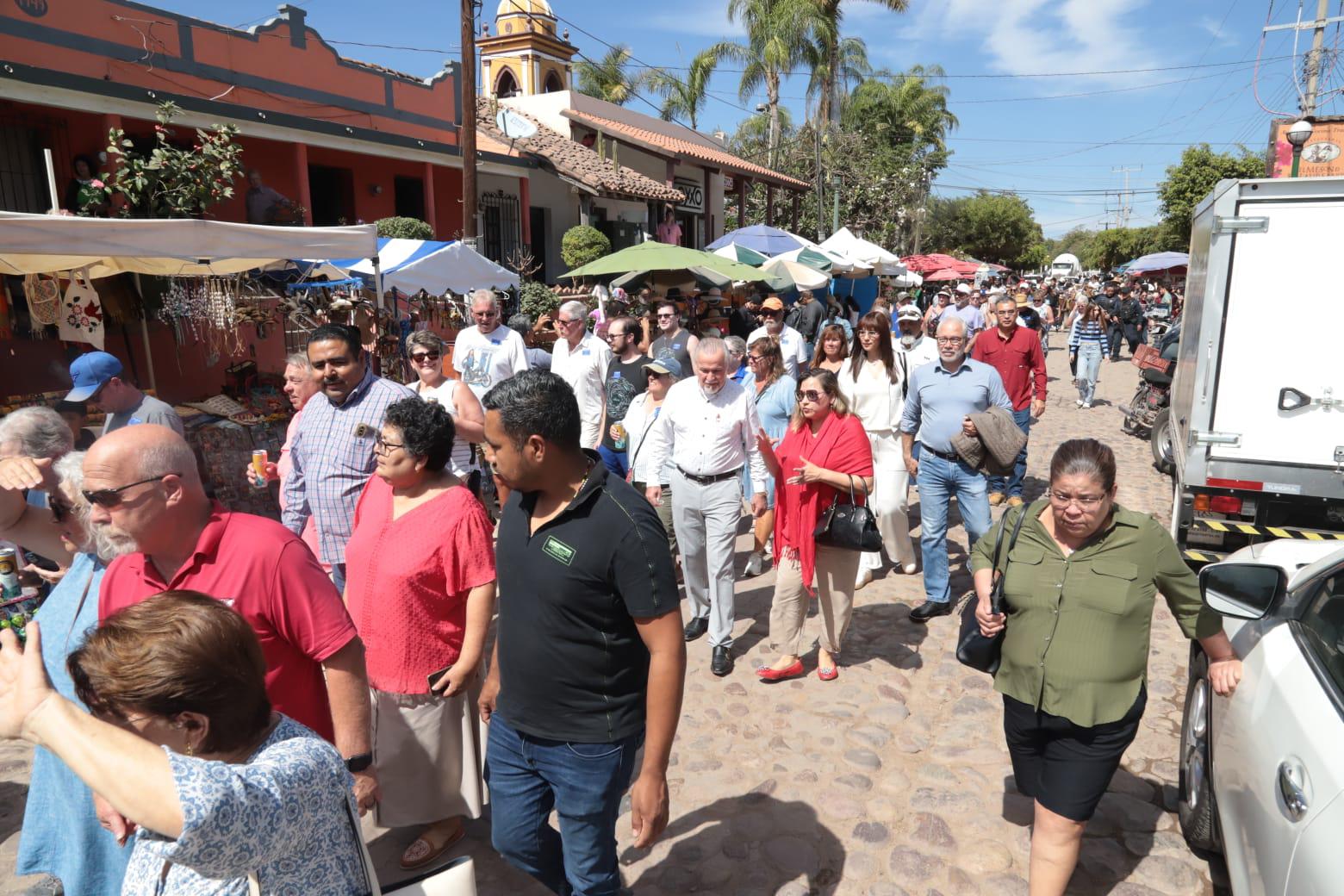 $!Se suman autoridades municipales y estatales a la reactivación económica de la zona rural de Mazatlán