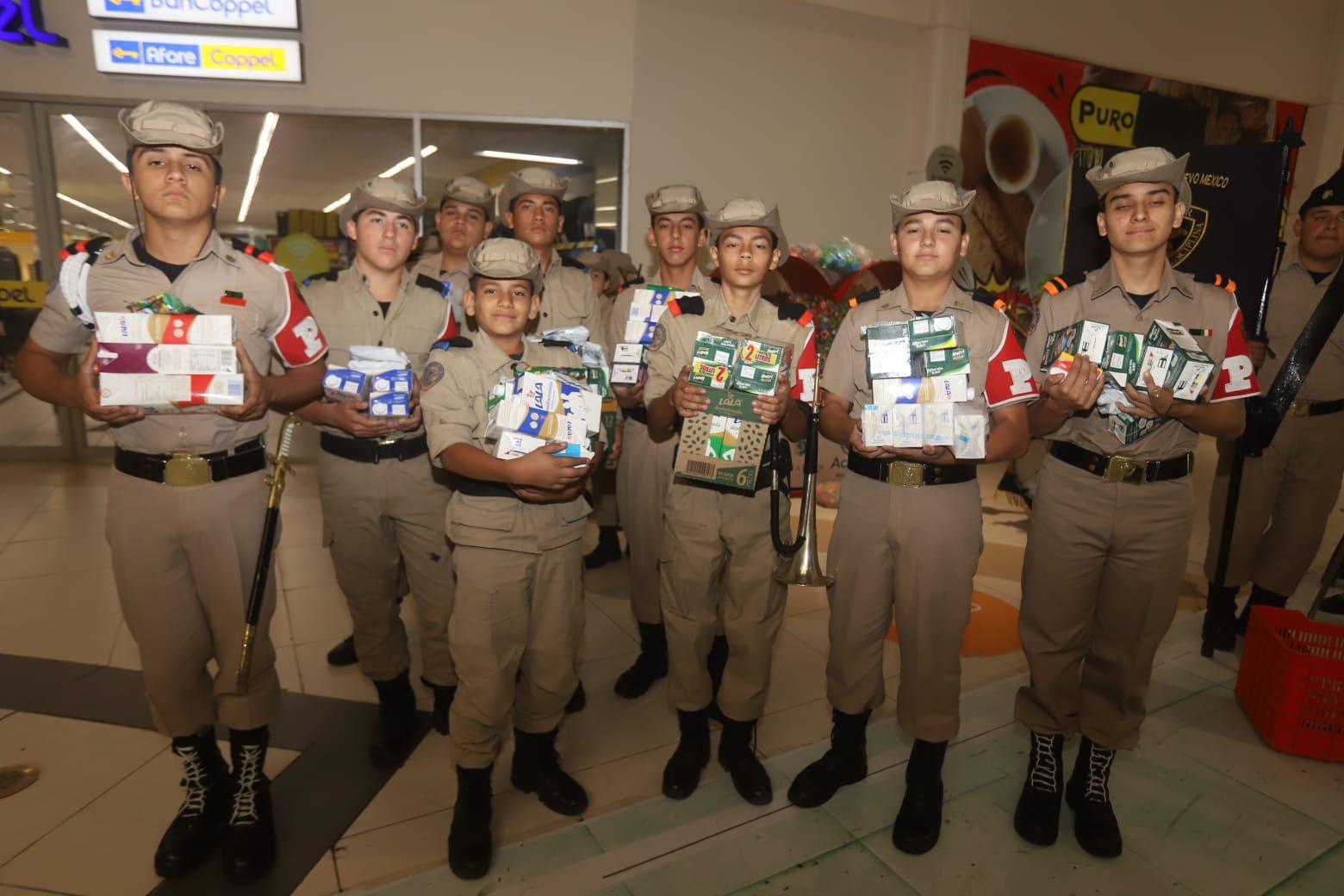 $!Colegio Militarizado Nuevo México también realizó su donación.