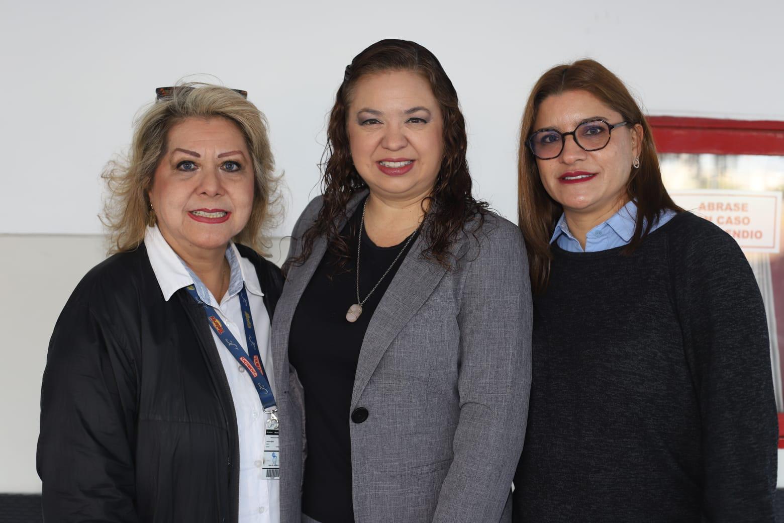 $!Paula Álvarez Tostado, Adriana Rendón y Sol Vázquez.