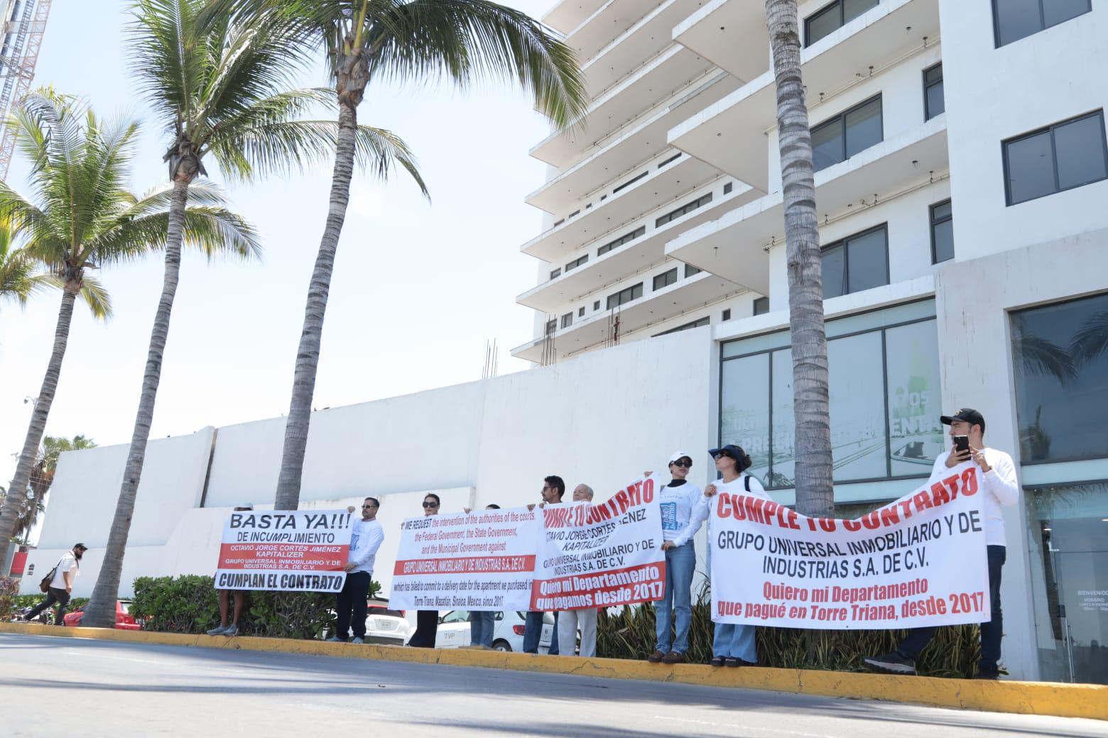 $!Fraudeados de torre Triana llaman al Gobernador y municipio a defender a los inversionistas