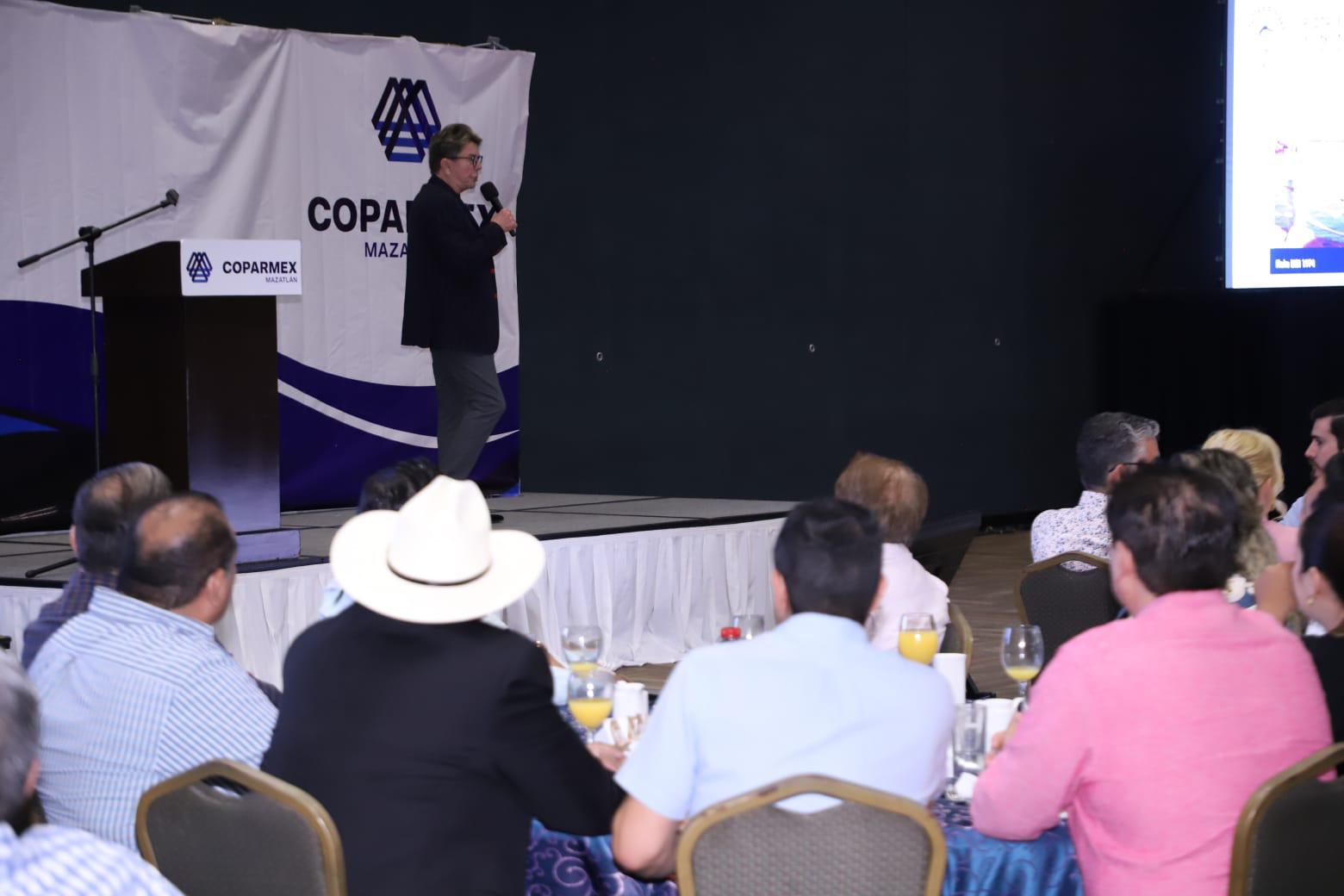 $!Ernesto Coppel cuenta la historia de lo que ahora es el exitoso Grupo Pueblo Bonito