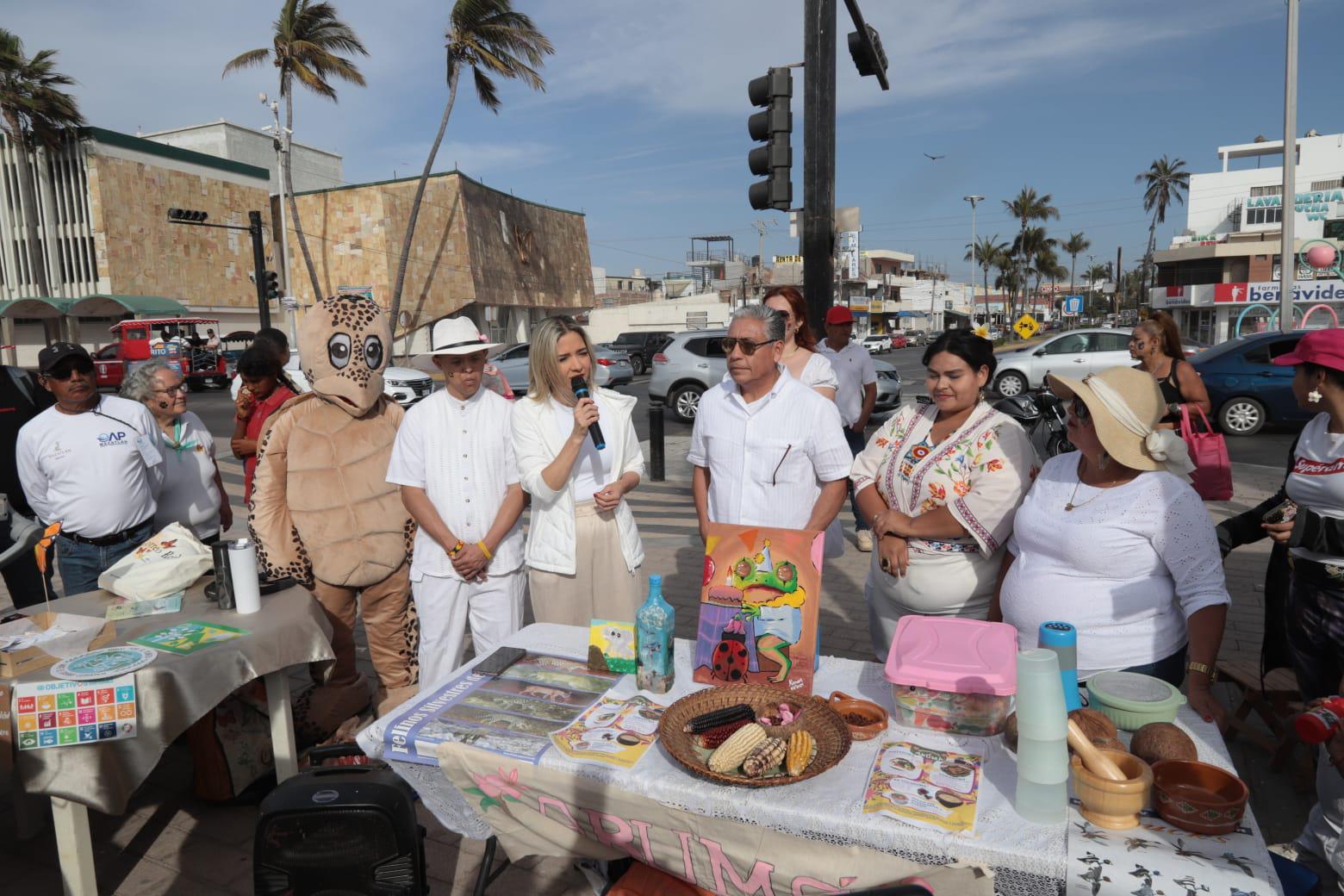 $!Recargan energía y conciencia con Equinoccio de Primavera en Mazatlán