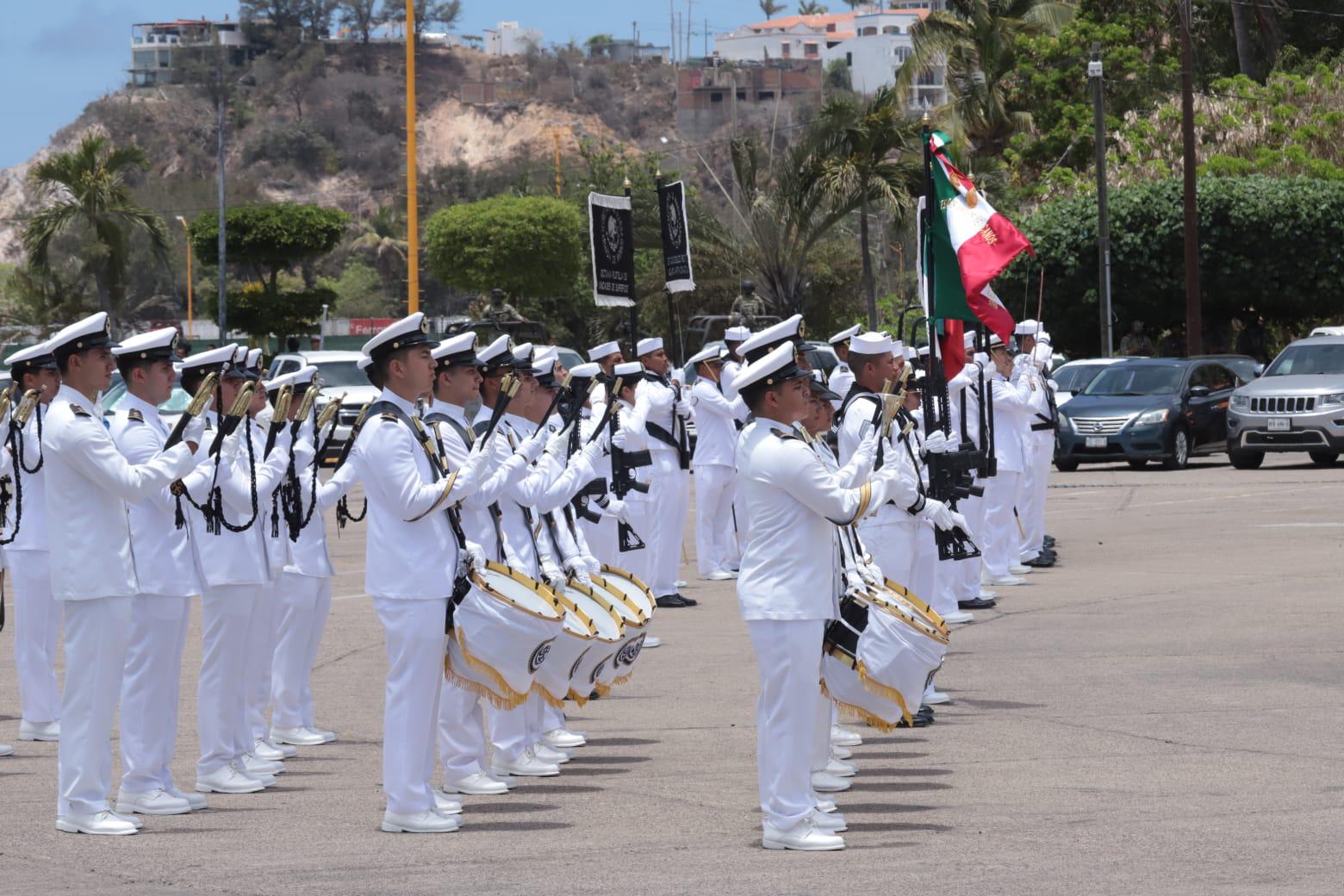 $!Celebran en Mazatlán el 83 aniversario del Día de la Marina