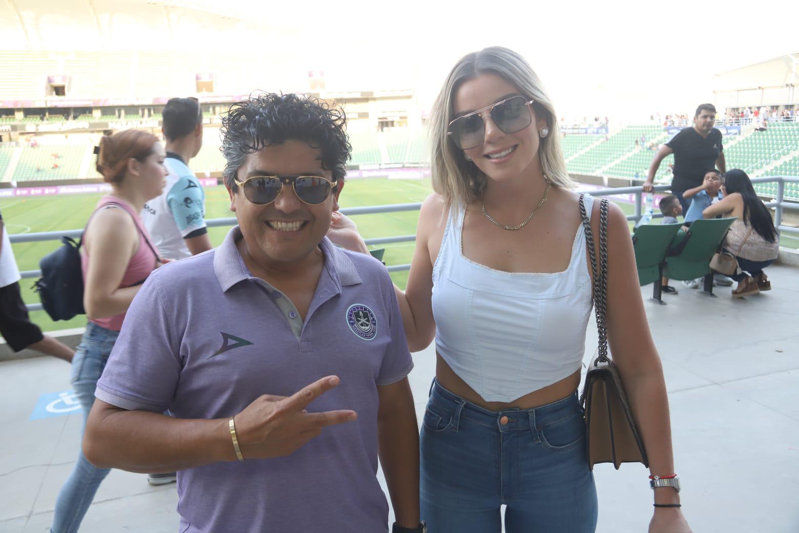 $!César uribe y Melissa Matamoros.