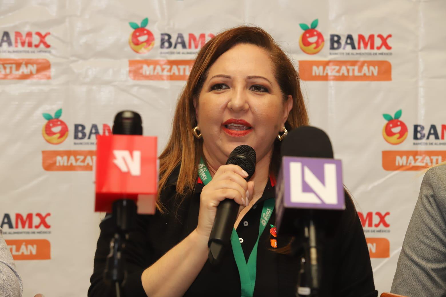$!Llaman a dibujar ‘bigotes de leche’ para más de 10 mil niños y adultos mayores de Mazatlán
