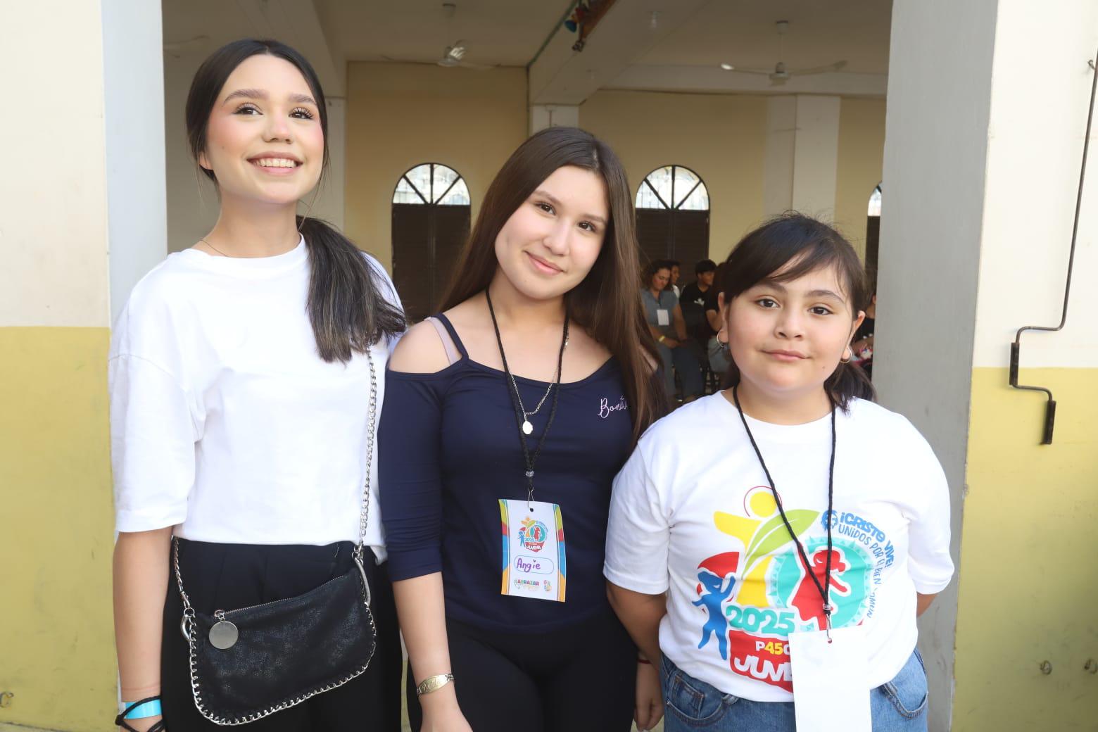 $!Noemi Partida, Angie Zúñiga y Julianna Madero Mendiola.