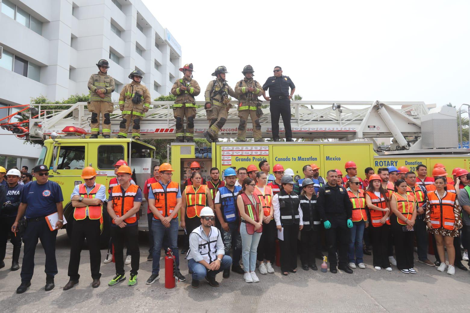 $!Promueven en Mazatlán la cultura de la prevención con 27 simulacros simultáneos
