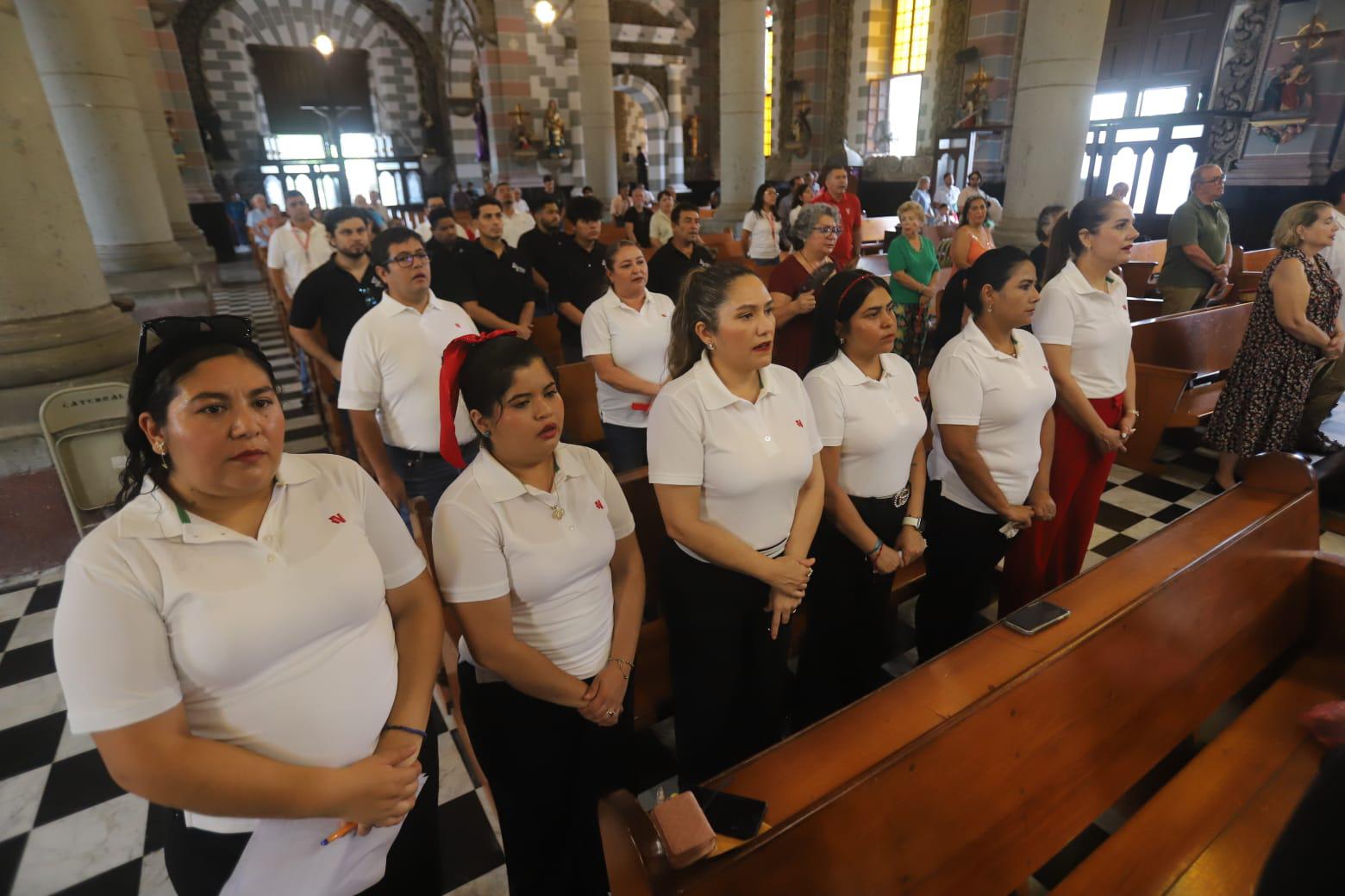 $!Datemex ha podido mantenerse sólido informando de manera clara y veraz: Padre Adán Pazos