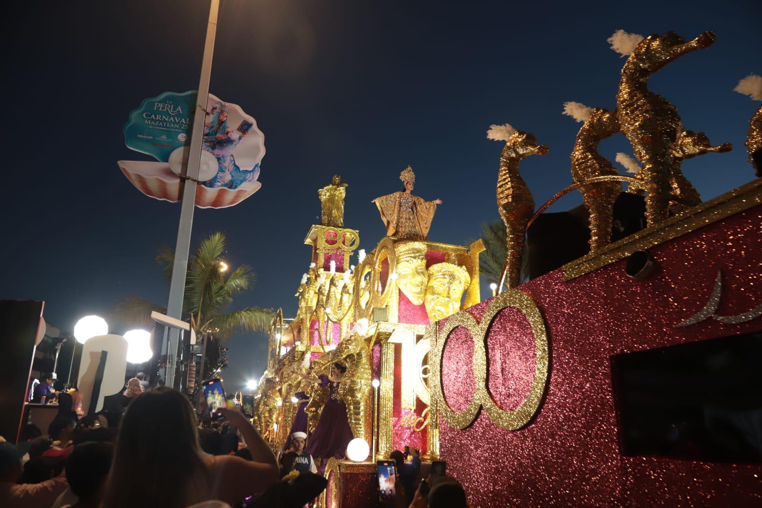 $!Vive Mazatlán la emoción del primer desfile del Carnaval de Mazatlán