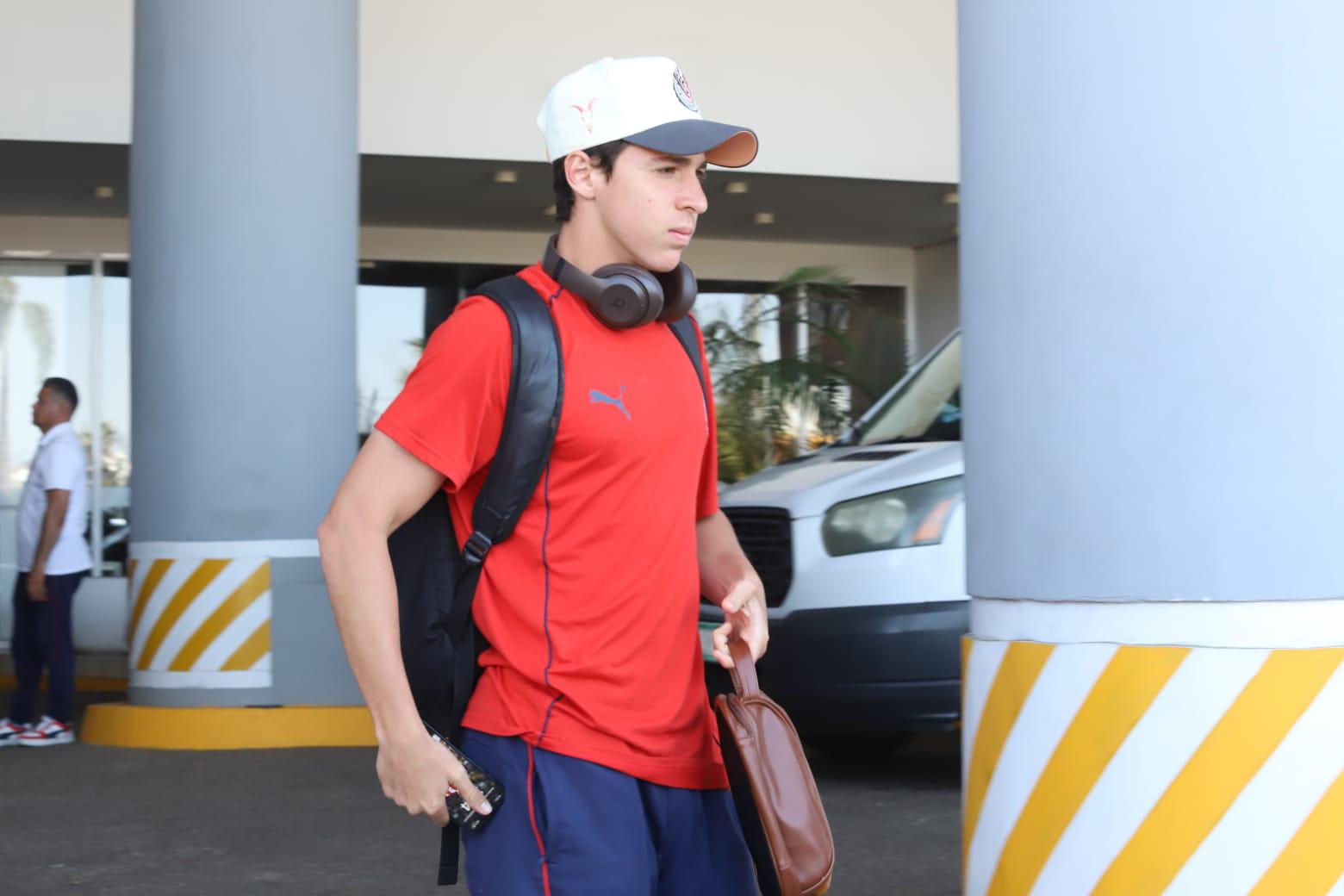 $!Chivas llega a Mazatlán en busca de triunfo crucial