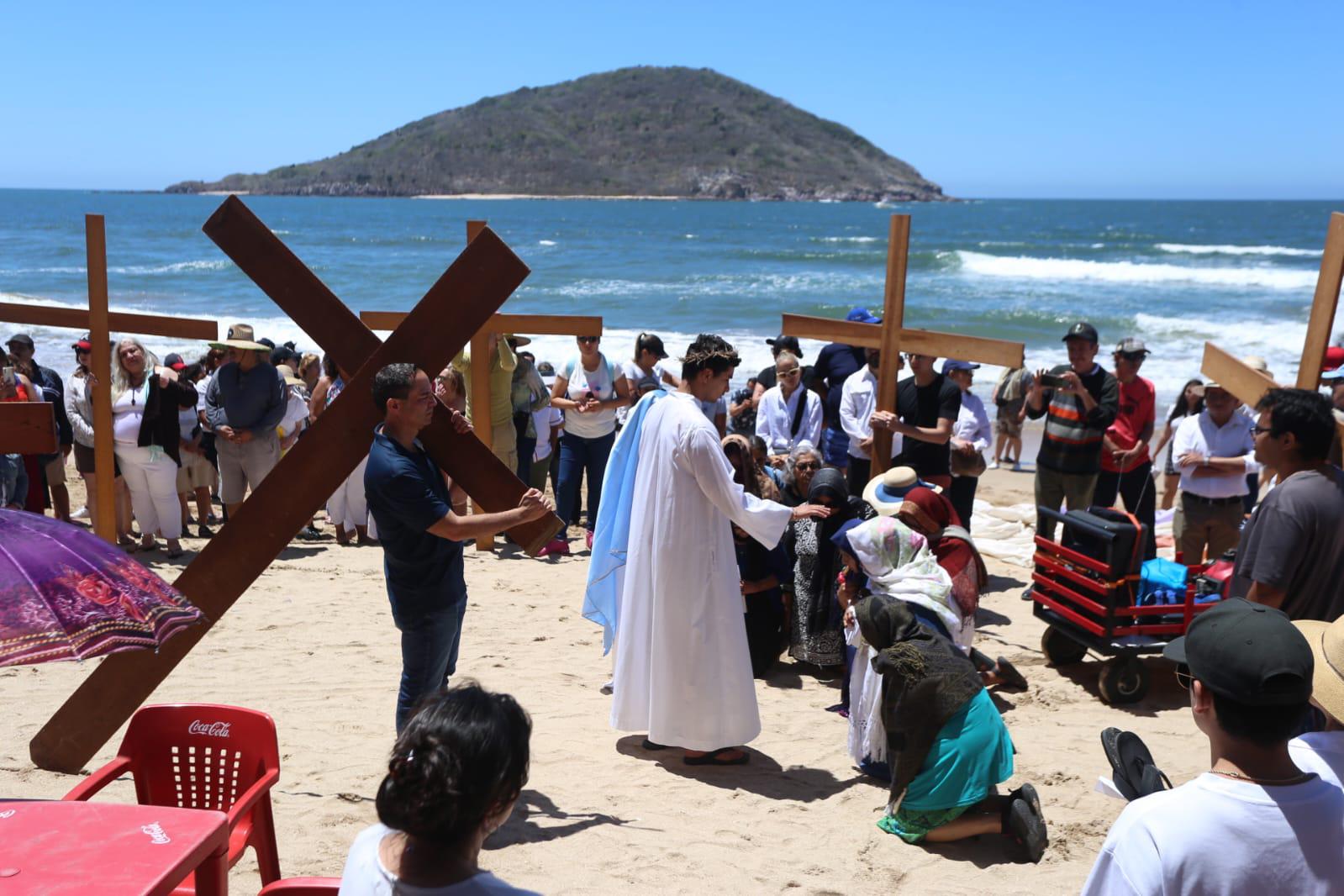 $!Aquí, Jesús consuela a las mujeres.