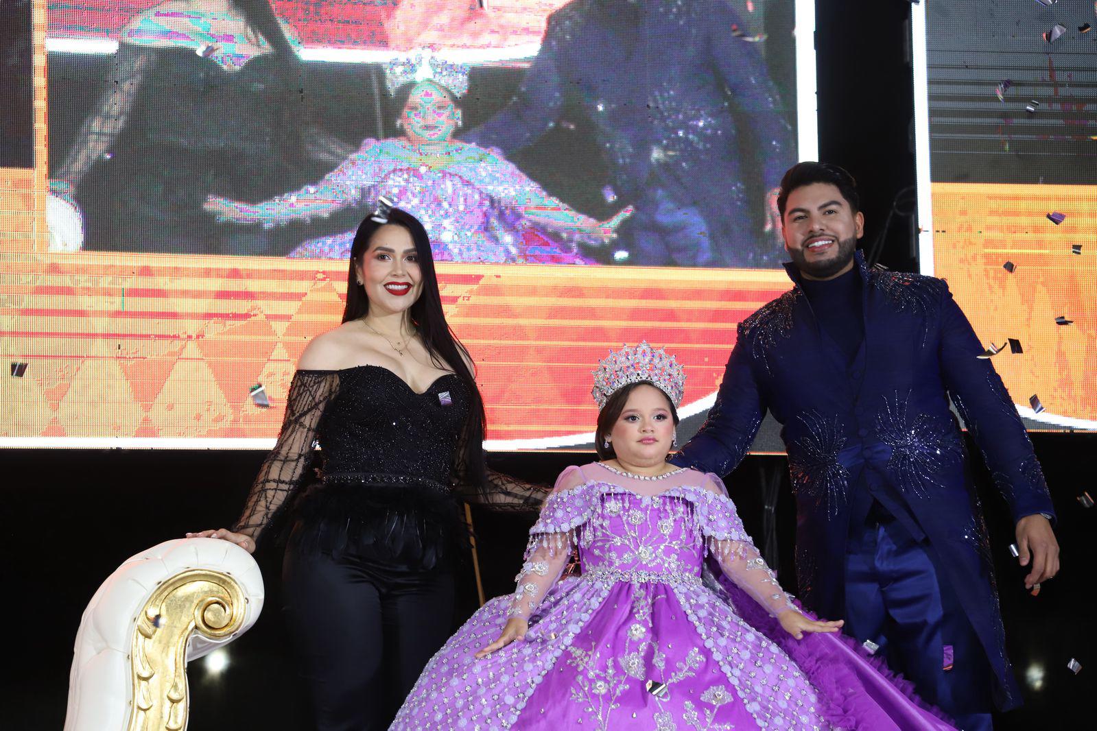 $!Coronan a reinas y rey del Carnaval Elota 2025, ‘Carioca: El Río de la Fantasía’