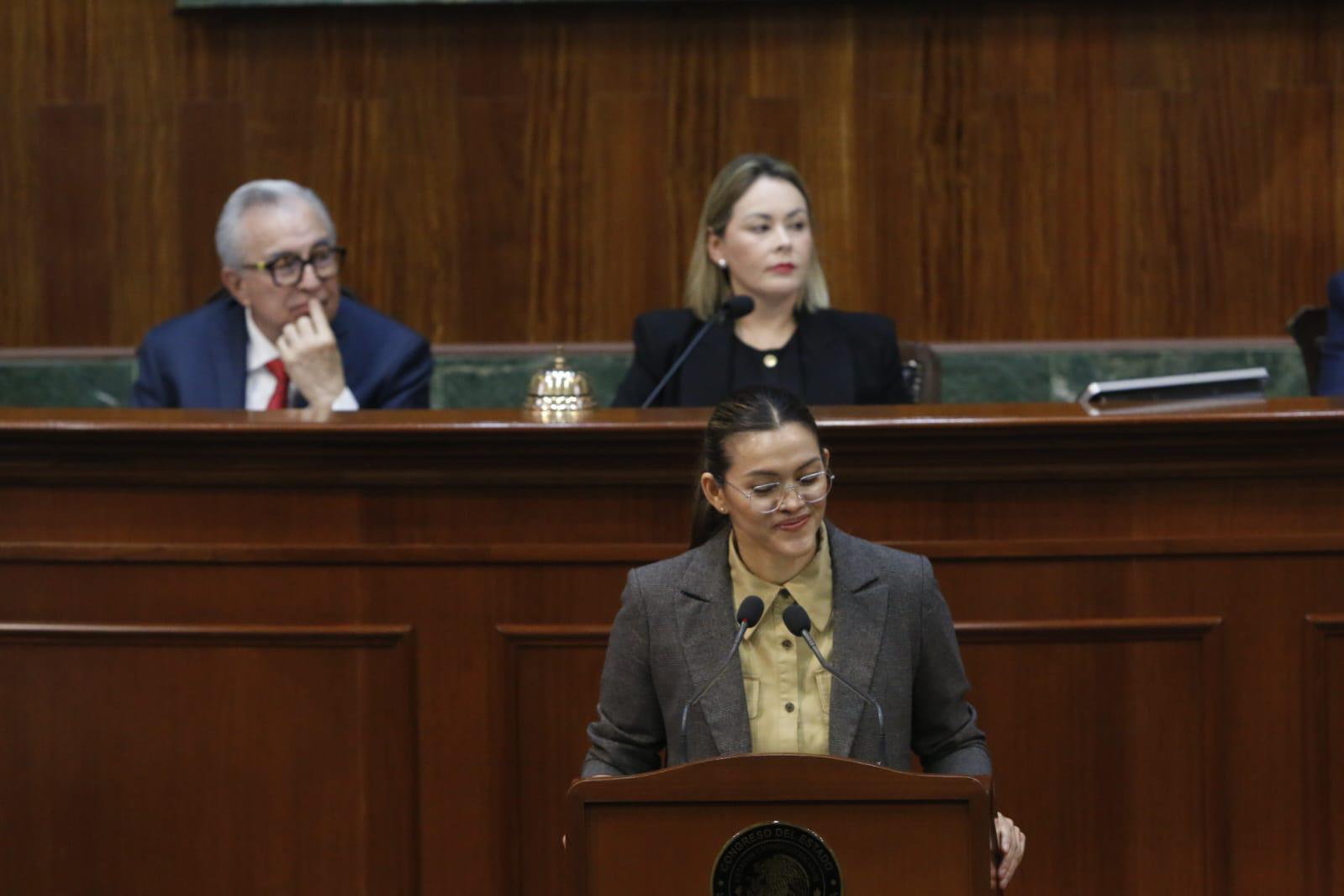 $!María del Rosario Espinoza ya es parte del Muro de Honor, en el Congreso de Sinaloa
