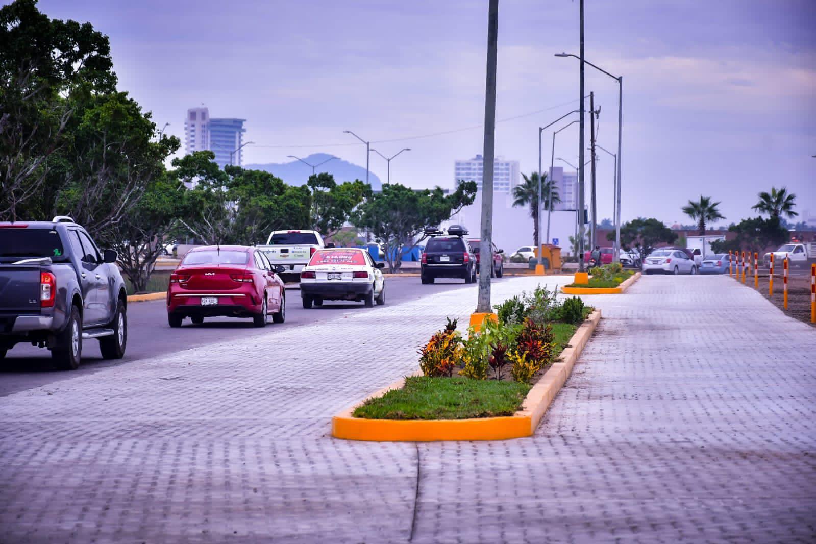 $!Amplían tramo en avenida Atlántico, al norte de Mazatlán