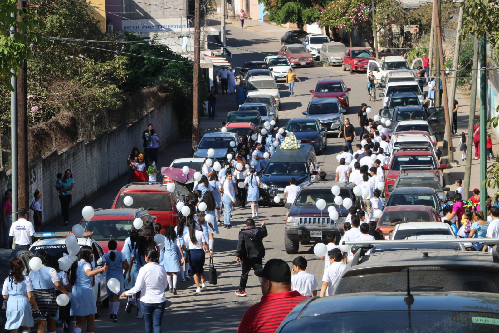 $!Realizan último pase de lista y homenaje en honor a Rodrigo en su escuela