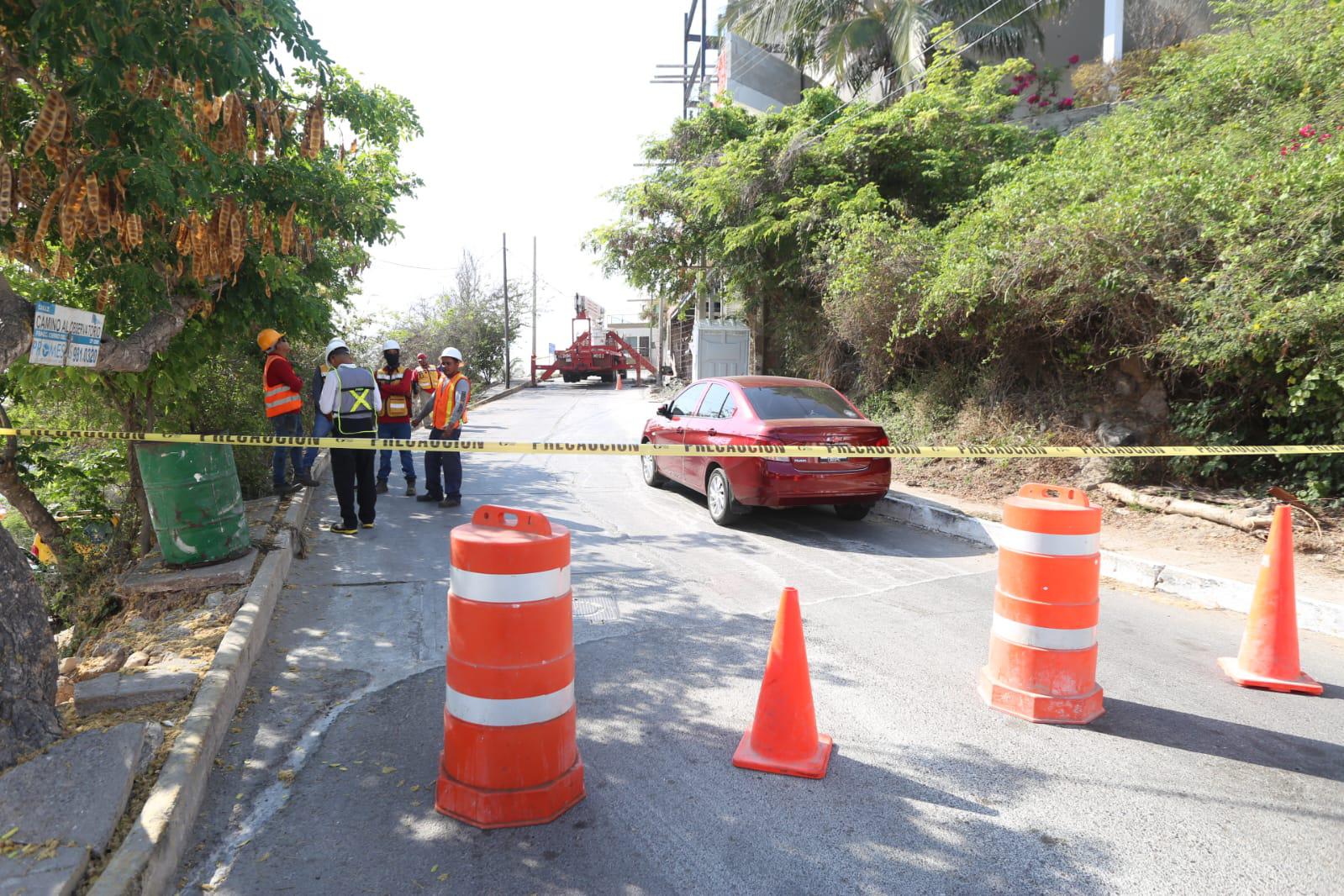 $!Vuelven a manifestarse vecinos del Cerro del Vigía en contra de torre de condominios