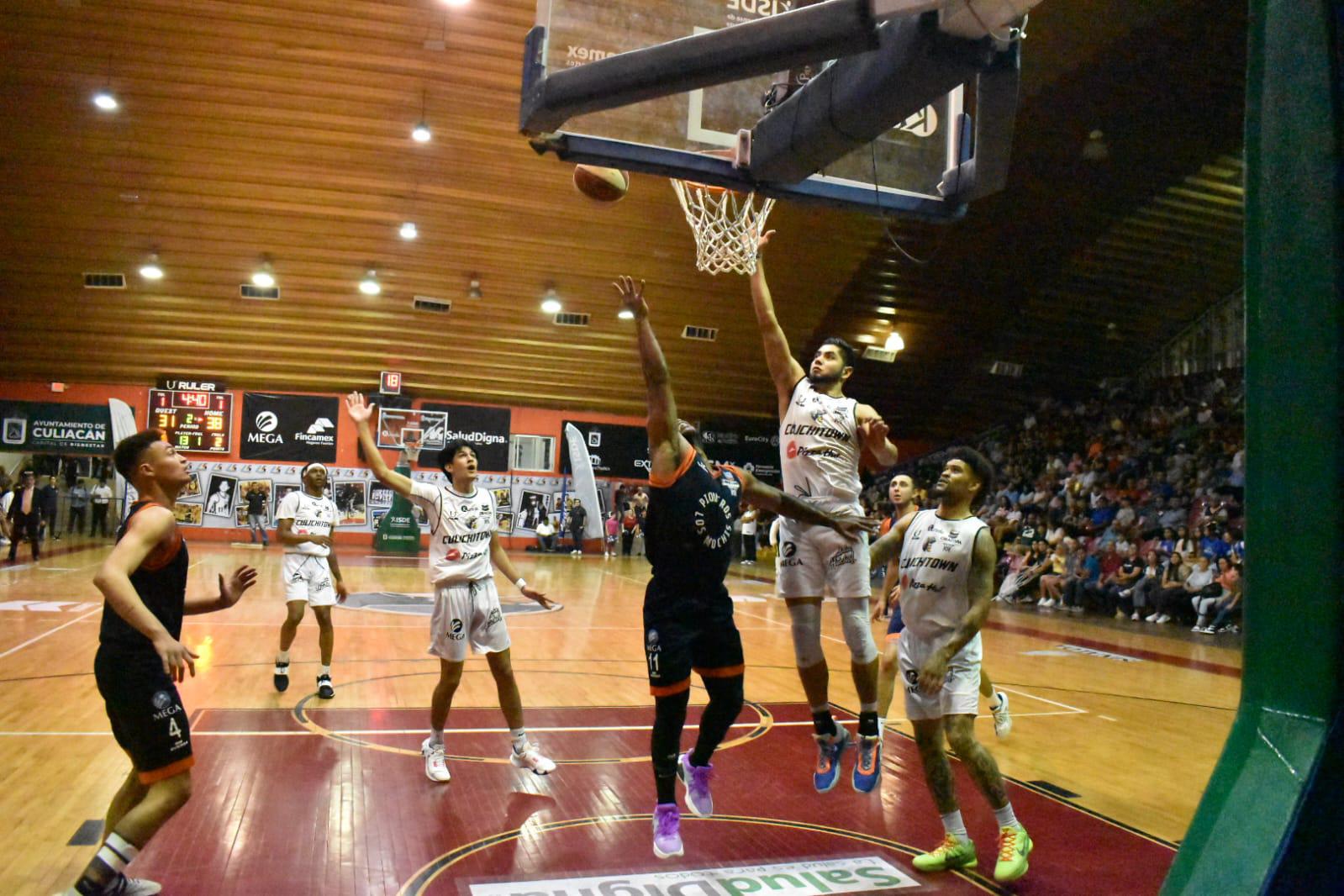 $!Caballeros de Culiacán pega primero en los playoffs