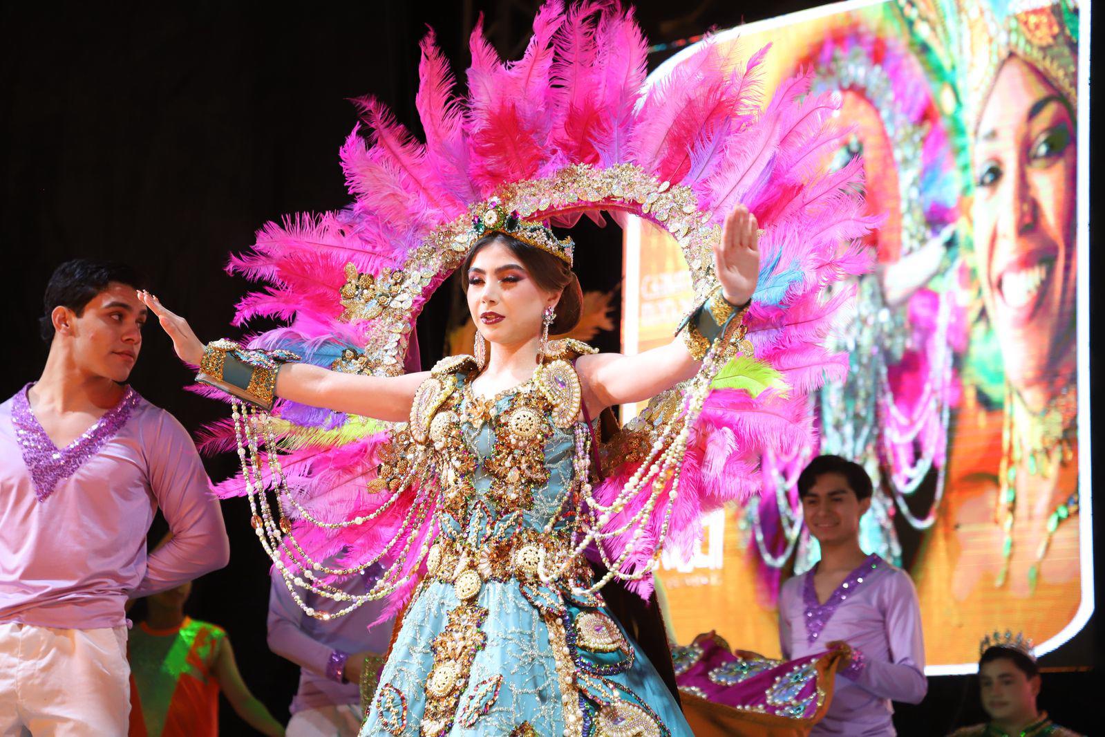$!Coronan a reinas y rey del Carnaval Elota 2025, ‘Carioca: El Río de la Fantasía’