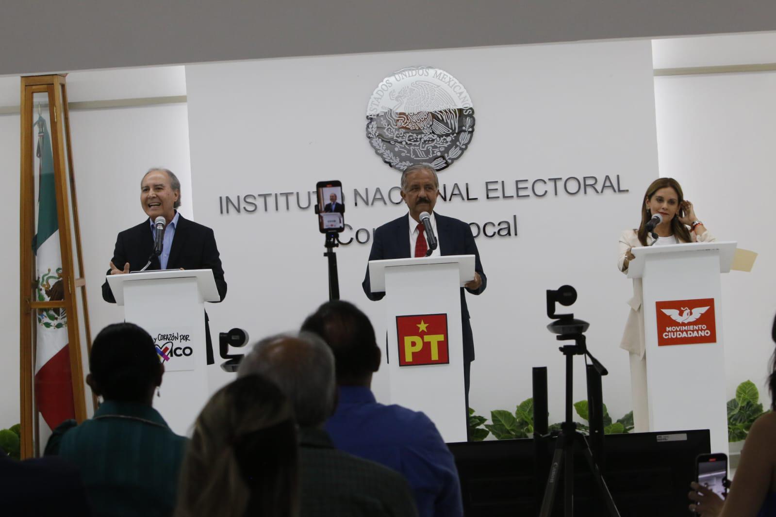 $!Participan tres de los cinco partidos por el Senado de la República en segundo debate
