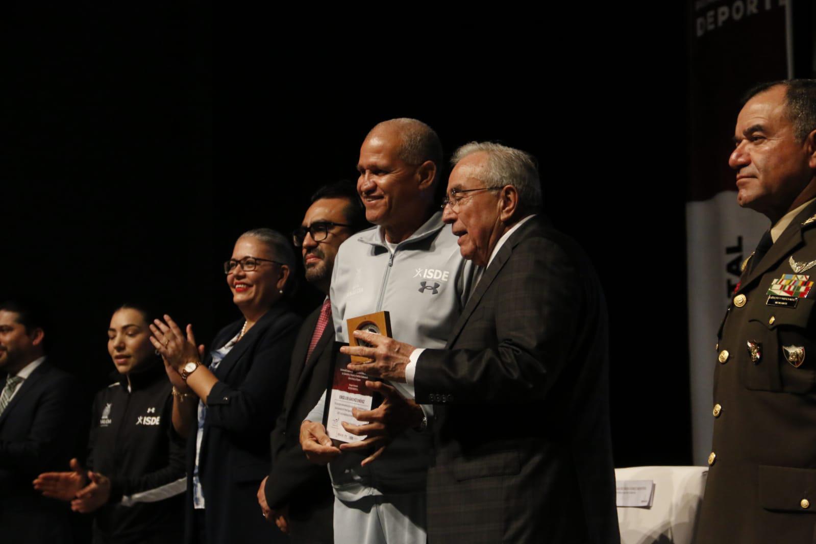 $!Realizan entrega del Premio Estatal del Deporte Sinaloa 2023